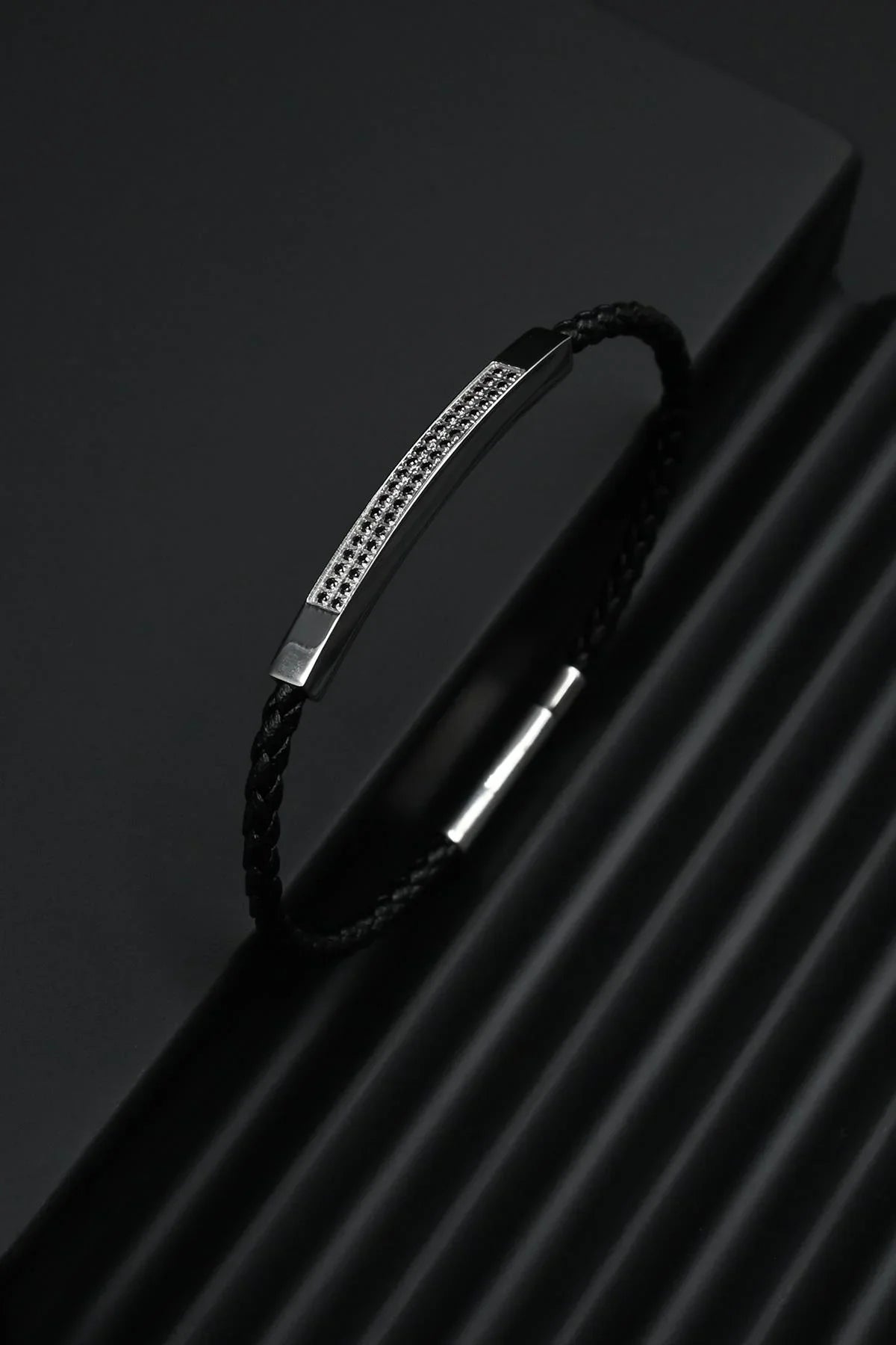 FRNCH 316L Çelik ve Derili Gümüş Renk Erkek Bileklik FRJ12849-3849-B2A