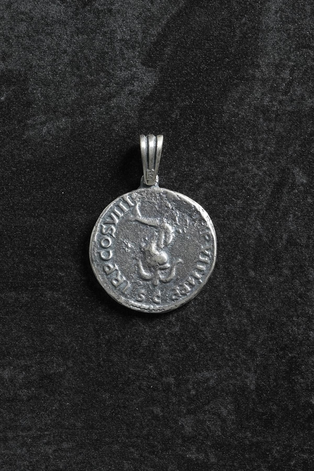 FRNCH 925 Ayar Gümüş Antik Roma İmparatoru Figürlü Gümüş Renk Erkek Kolye Ucu FRKU-1005