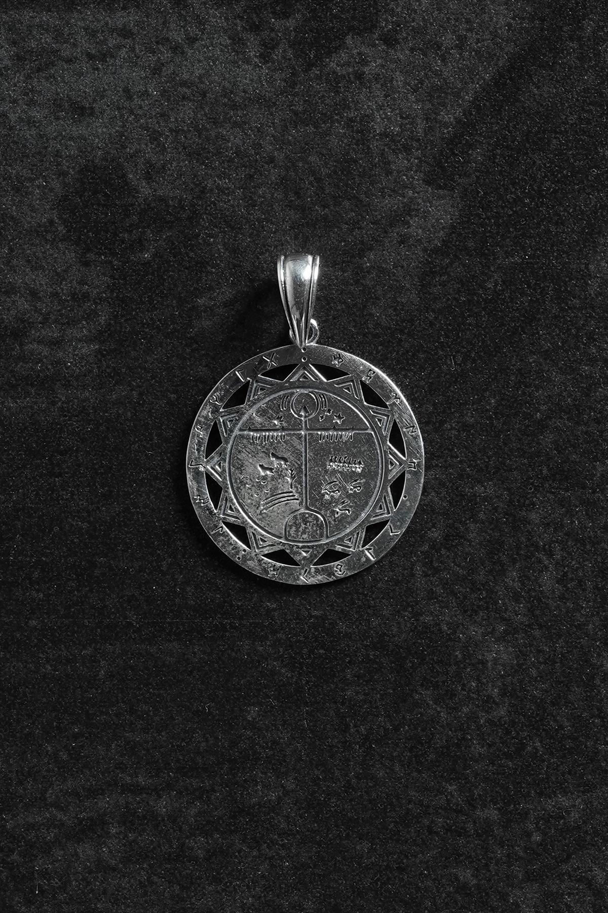 FRNCH 925 Ayar Gümüş Astrolojik Sembol Figürlü Gümüş Renk Erkek Kolye Ucu FRKU-1064