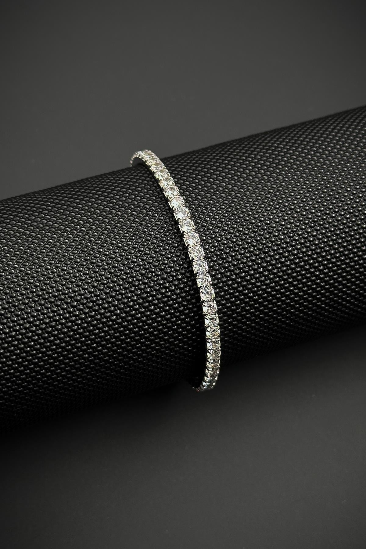 FRNCH 925 Ayar Gümüş Beyaz Zirkon Taşlı Gümüş Renk Erkek Bileklik FRJ12447-3447-A