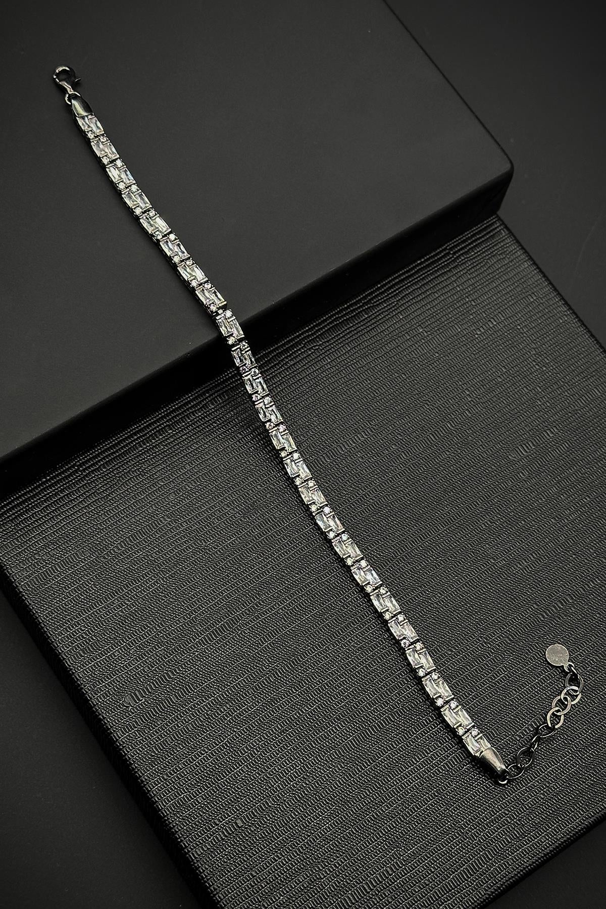 FRNCH 925 Ayar Gümüş Beyaz Zirkon Taşlı Tennis Erkek Bileklik FRJ11908-2008-B