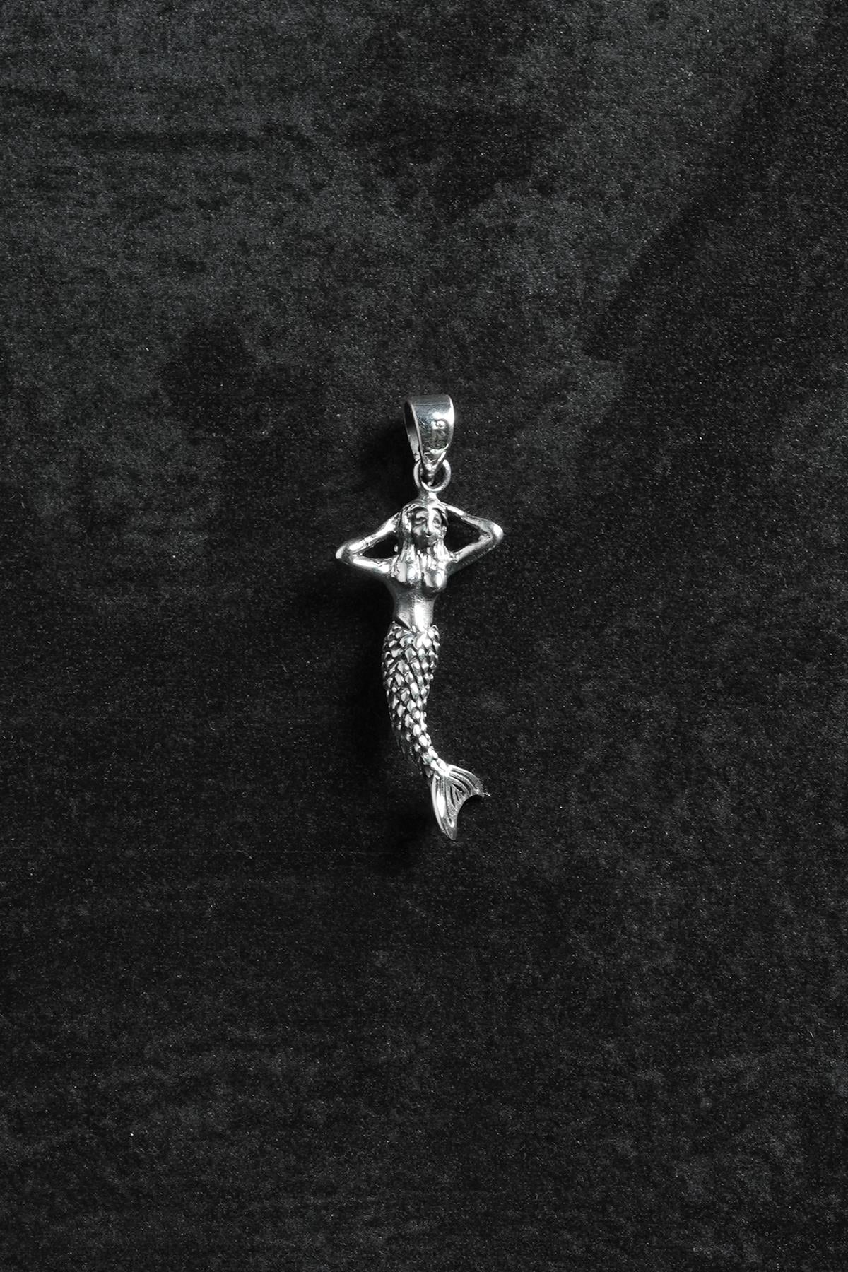 FRNCH 925 Ayar Gümüş Deniz Kızı Figürlü Gümüş Renk Erkek Kolye Ucu FRKU-1048