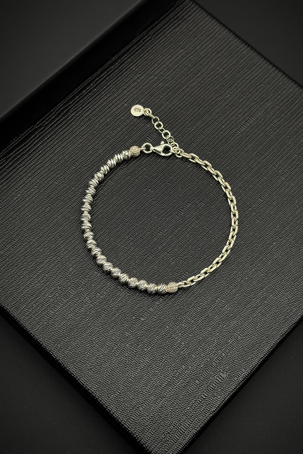 FRNCH 925 Ayar Gümüş Dorika ve İtalyan Model Zincirli Gümüş Renk Erkek Bileklik FRJ12027-3027-A