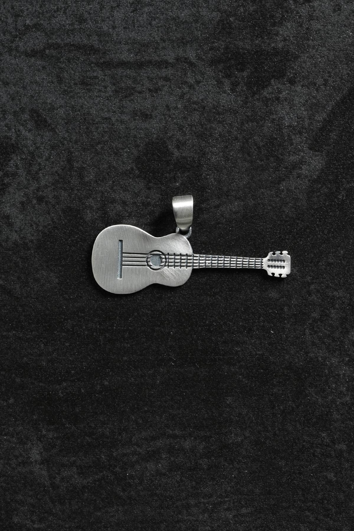 FRNCH 925 Ayar Gümüş Gitar Figürlü Gümüş Renk Erkek Kolye Ucu FRKU-1043