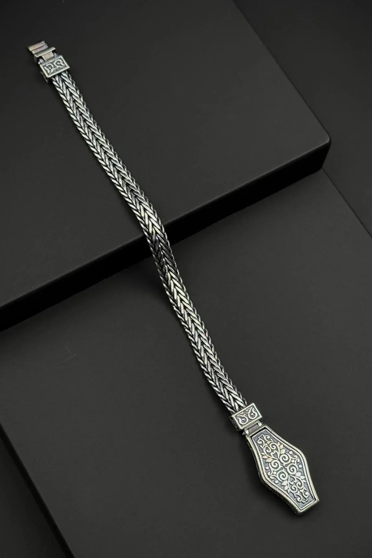 FRNCH 925 Ayar Gümüş Gotik Desenli Gümüş Renk Erkek Bileklik FRJ12786-3786-A