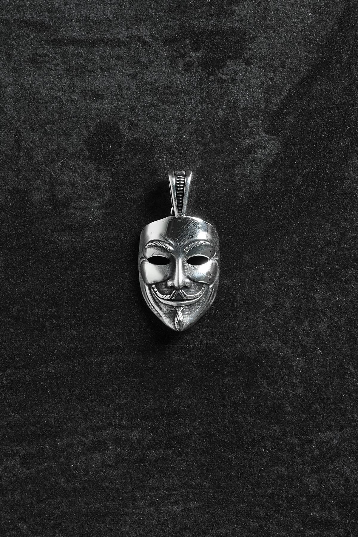 FRNCH 925 Ayar Gümüş Guy Fawkes Maskesi Figürlü Gümüş Renk Erkek Kolye Ucu FRKU-1016