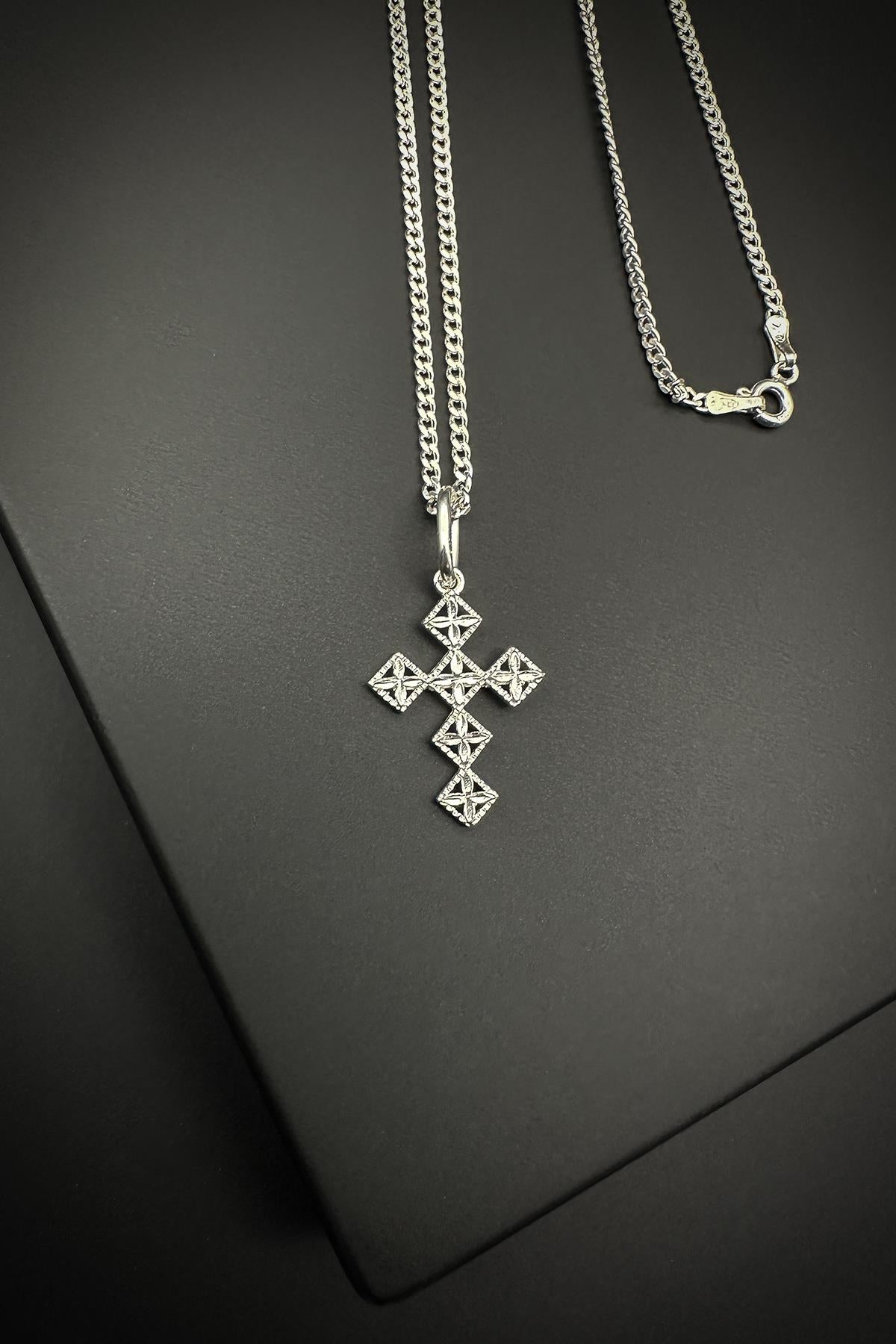 FRNCH 925 Ayar Gümüş Haç Figürlü Gümüş Renk Erkek Kolye FRJ30699-799-A