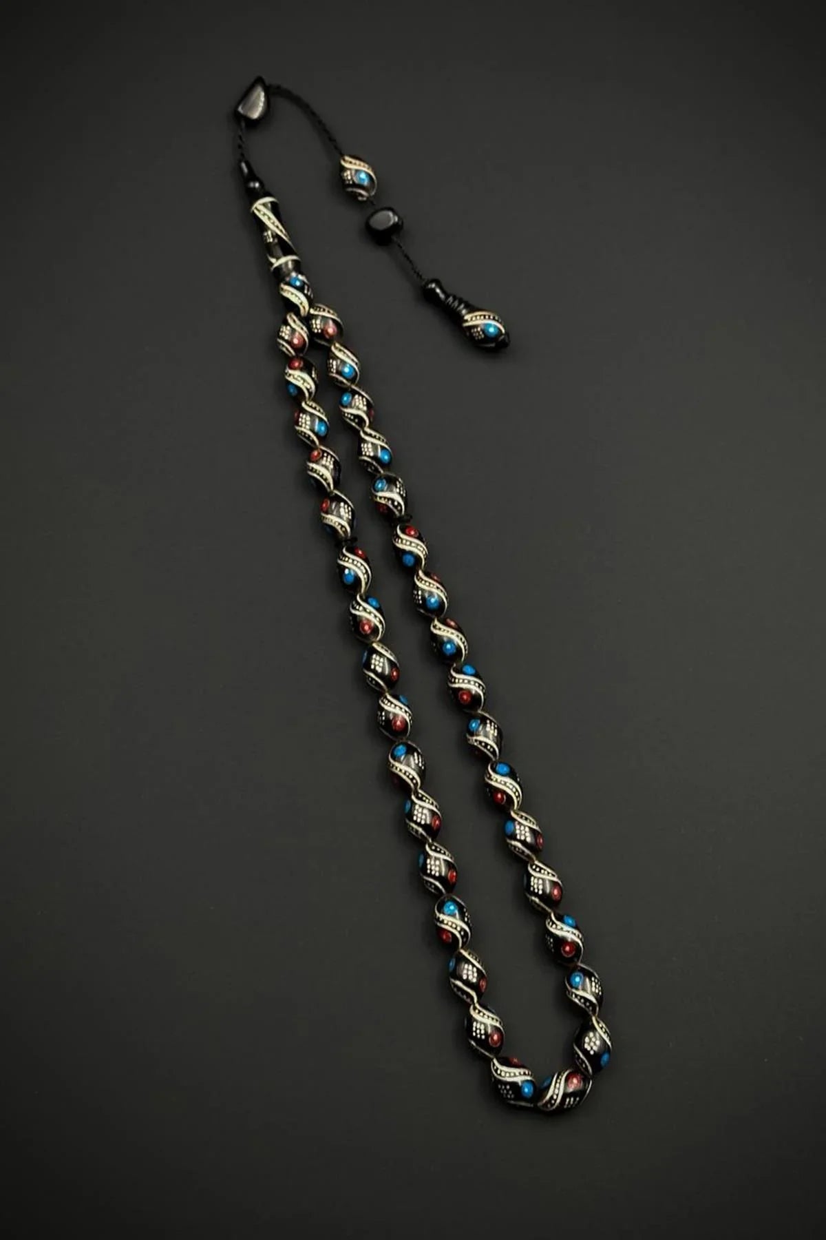 FRNCH 925 Ayar Gümüş İşlemeli Oltu Taşlı Kırmızı-Mavi Renk Tesbih FRJ80004-104-KM2