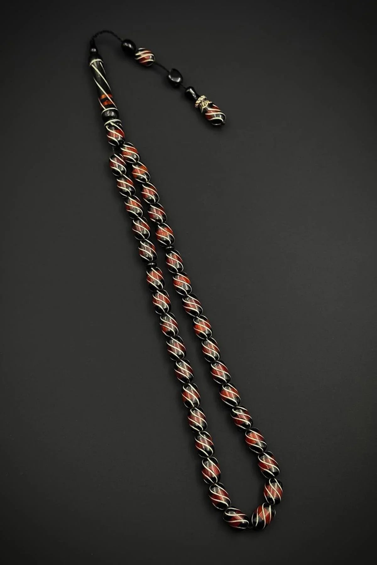 FRNCH 925 Ayar Gümüş İşlemeli Oltu Taşlı Kırmızı Renk Tesbih FRJ80005-105-K4