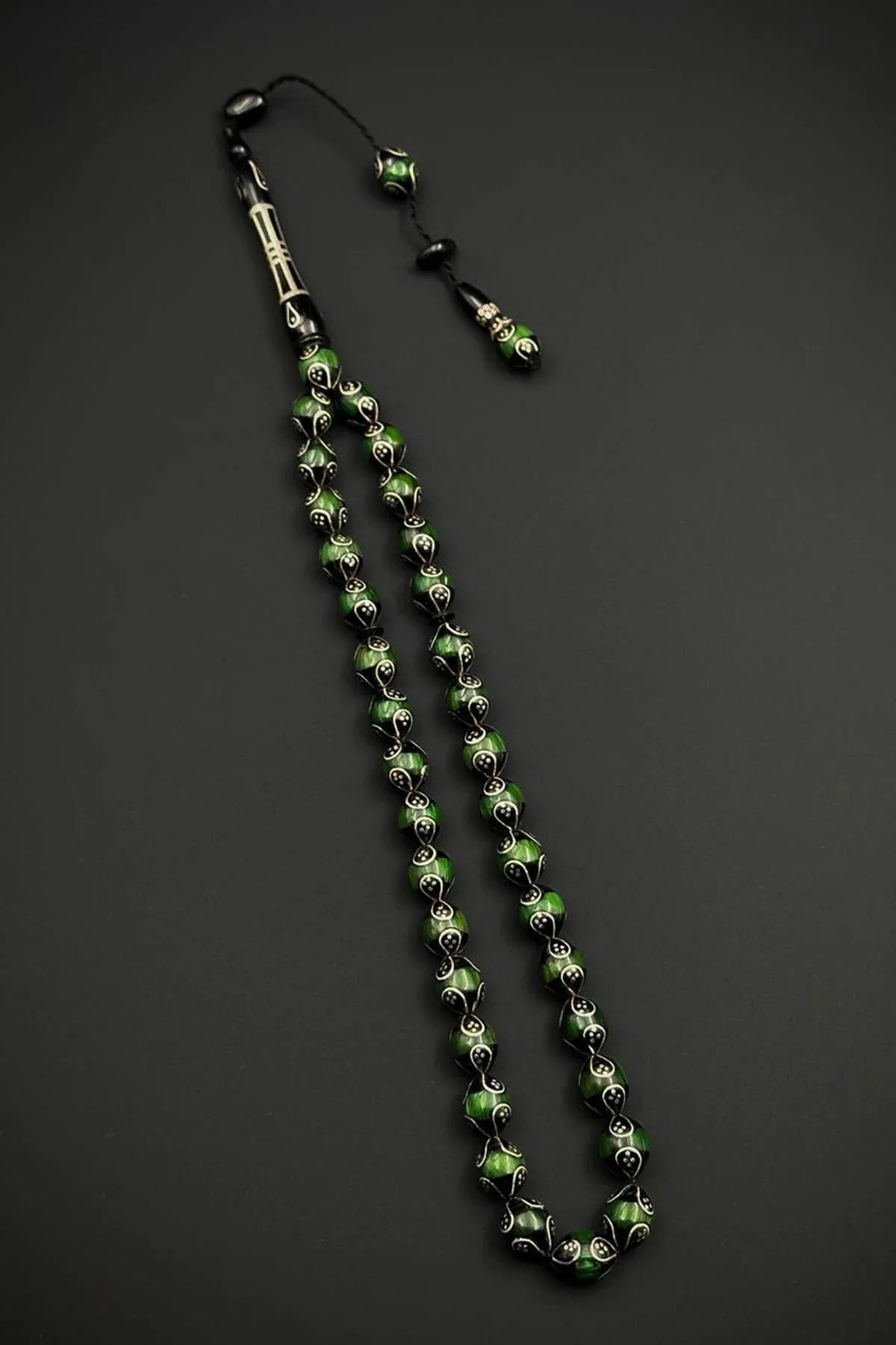 FRNCH 925 Ayar Gümüş İşlemeli Oltu Taşlı Yeşil Renk Tesbih FRJ80005-105-Y