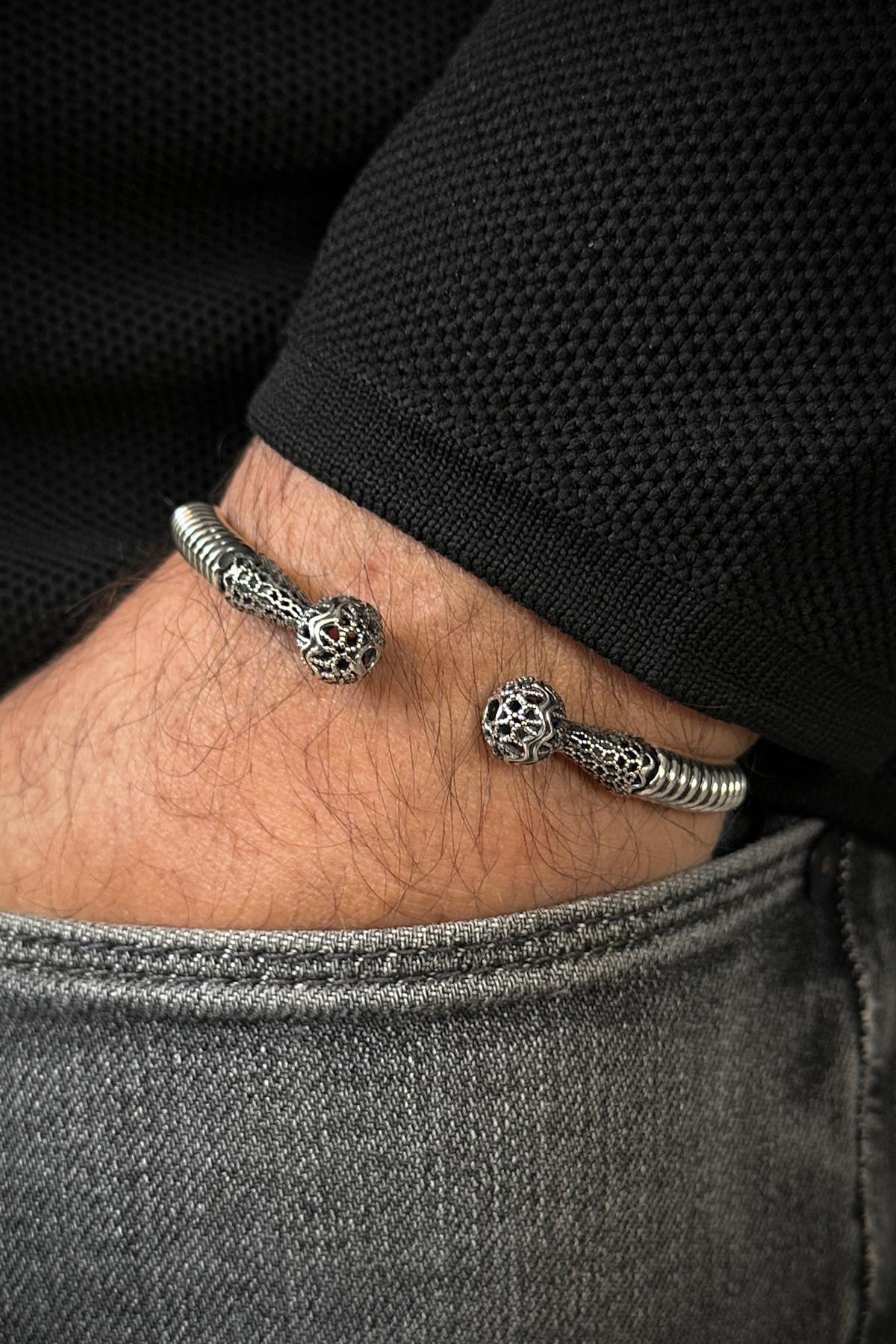 FRNCH 925 Ayar Gümüş İtalyan Model Çift Taraflı Gümüş Renk Erkek Bileklik FRJ12364-3364-A