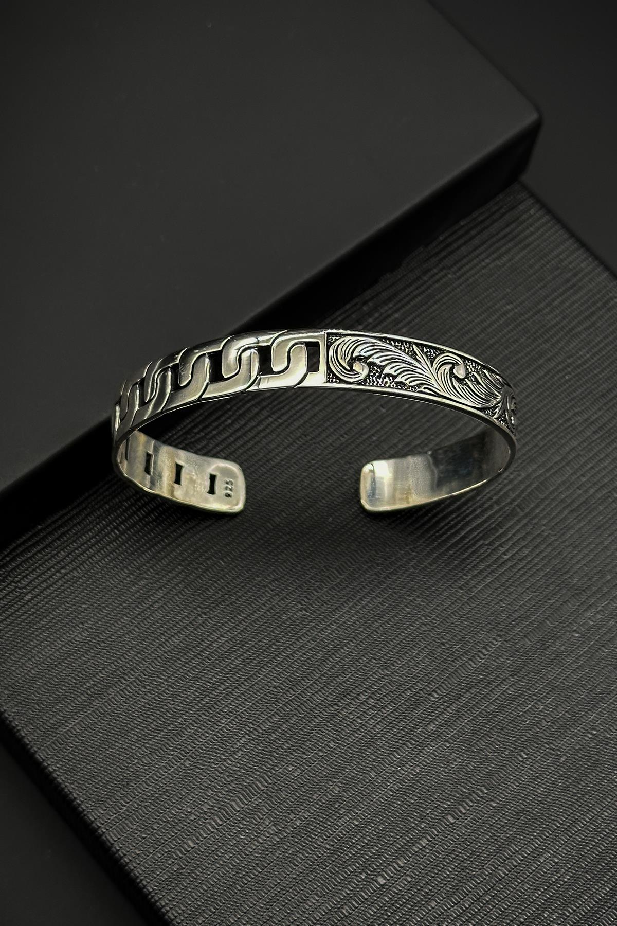 FRNCH 925 Ayar Gümüş İtalyan Model Gümüş Renk Erkek Bileklik FRJ12307-3307-A