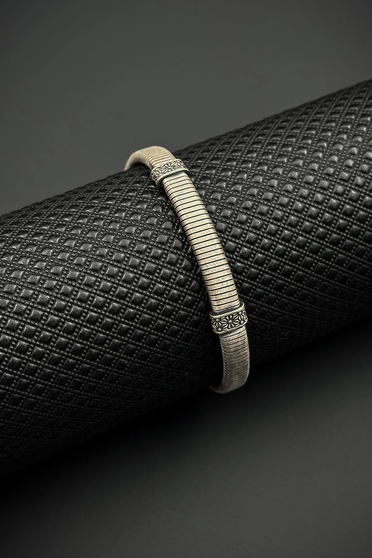 FRNCH 925 Ayar Gümüş İtalyan Model Gümüş Renk Erkek Bileklik FRJ12605-3605-A