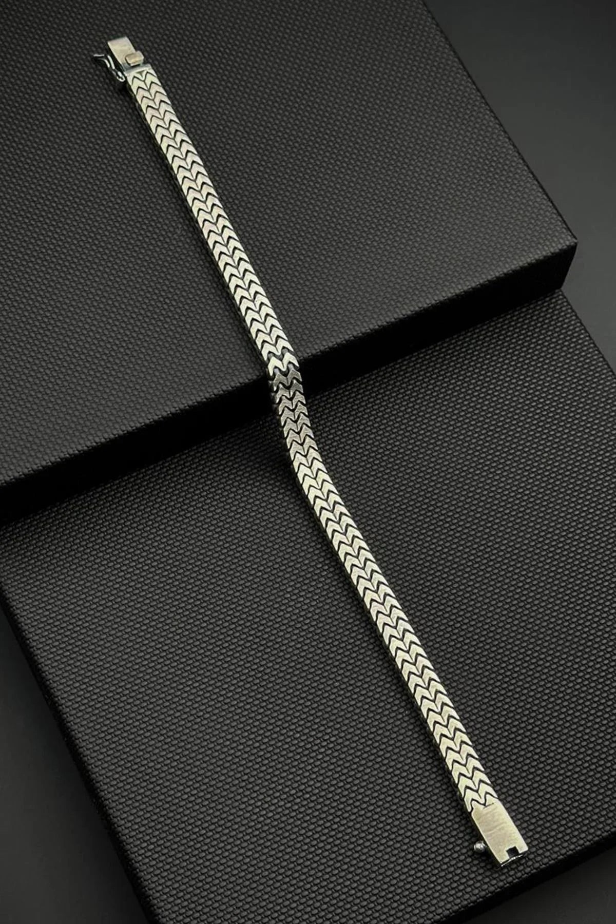 FRNCH 925 Ayar Gümüş İtalyan Model Gümüş Renk Erkek Bileklik FRJ12728-3728-A