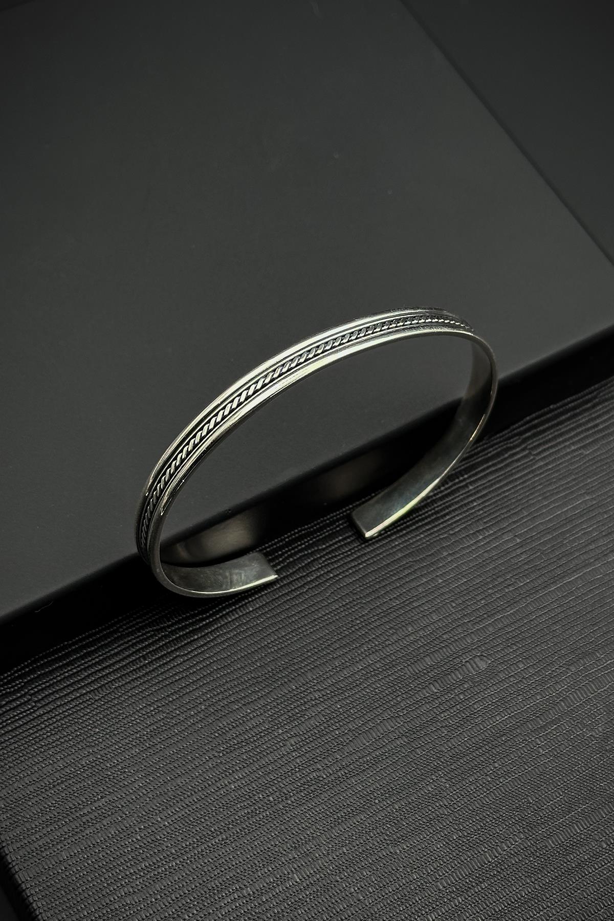 FRNCH 925 Ayar Gümüş italyan Model Gümüş Renk Erkek Kelepçe Bileklik FRJ12554-3554-A2