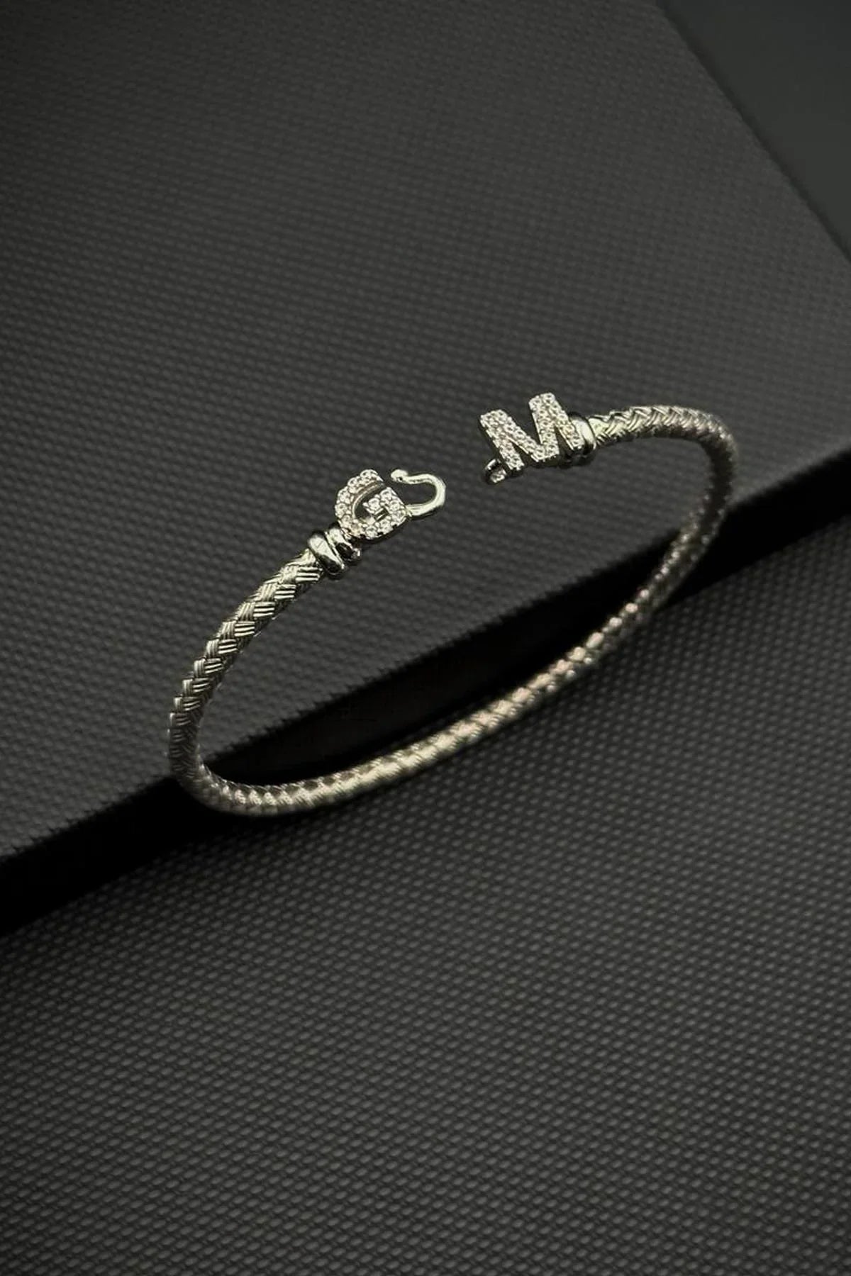 FRNCH 925 Ayar Gümüş İtalyan Model Harfli Gümüş Renk Erkek Bileklik FRJ12811-3811-A