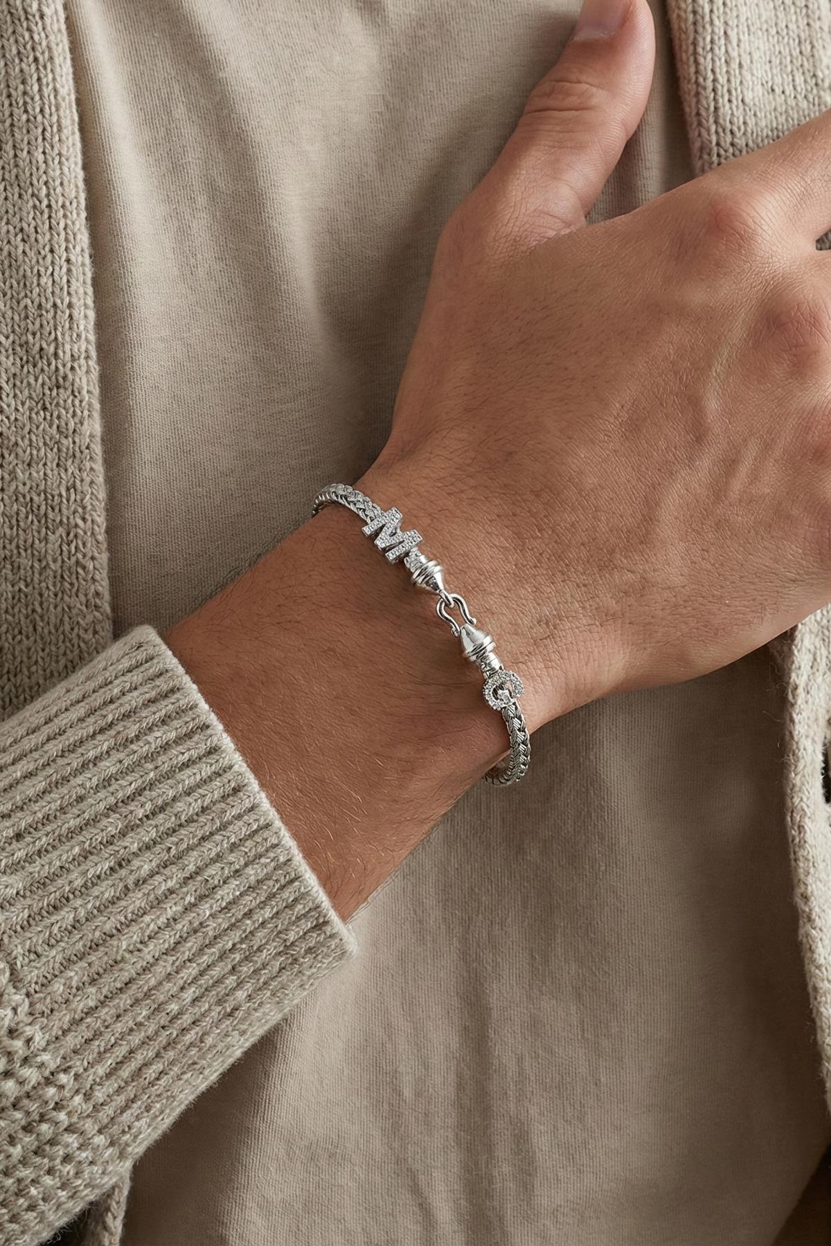 FRNCH 925 Ayar Gümüş İtalyan Model Harfli Gümüş Renk Erkek Bileklik FRJ12812-3812-A