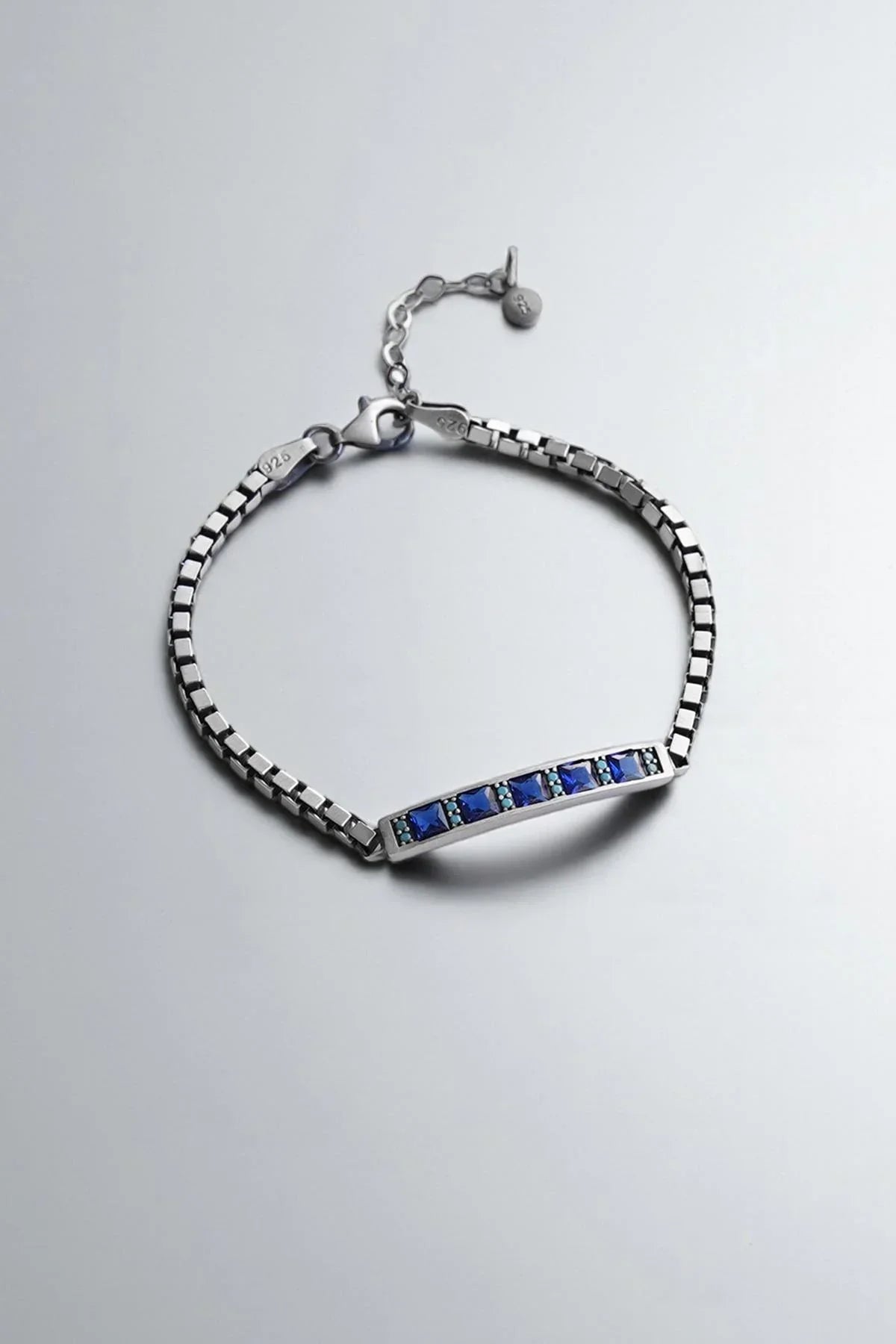 FRNCH 925 Ayar Gümüş İtalyan Model Lacivert Renk Zirkon Taşlı Gümüş Renk Erkek Bileklik FRJ12319-3319-LA