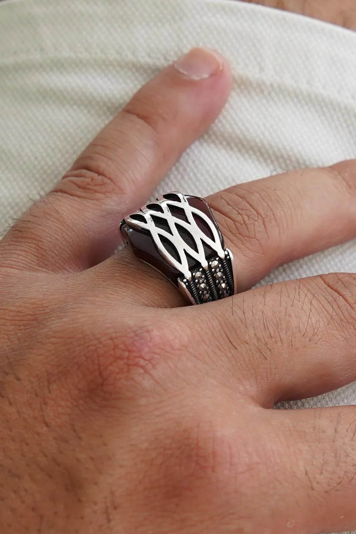 FRNCH 925 Ayar Gümüş İtalyan Model Markazit Taşlı Gümüş Renk Erkek Yüzük FRJ-3091