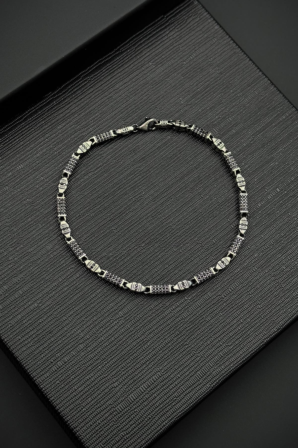 FRNCH 925 Ayar Gümüş İtalyan Model Siyah Zirkon Taşlı Gümüş Renk Erkek Bileklik FRJ12530-3530-S