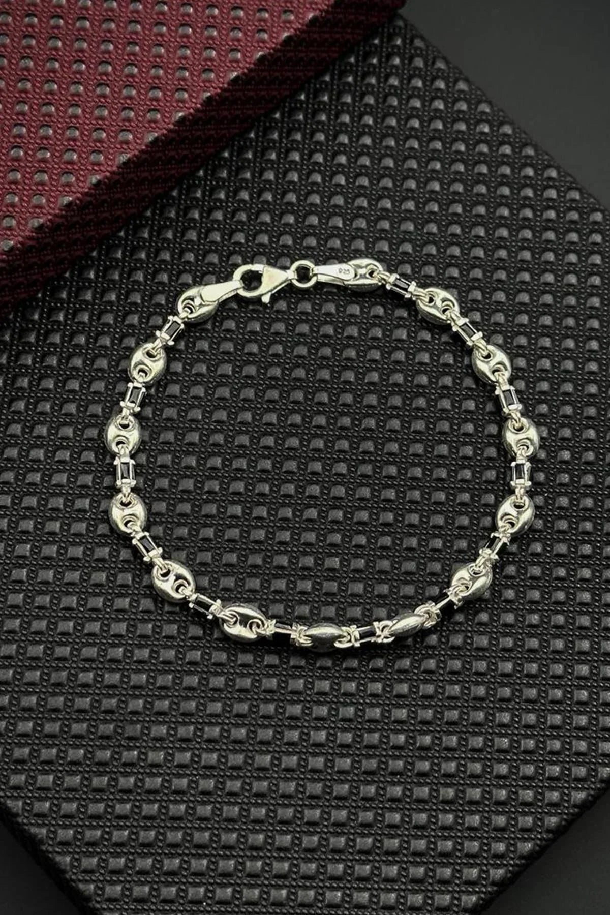 FRNCH 925 Ayar Gümüş İtalyan Model Siyah Zirkon Taşlı Gümüş Renk Erkek Bileklik FRJ12714-3714-S