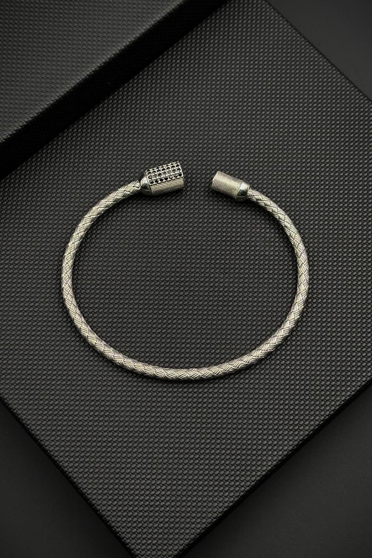 FRNCH 925 Ayar Gümüş İtalyan Model Siyah Zirkon Taşlı Gümüş Renk Erkek Bileklik FRJ12746-3746-A