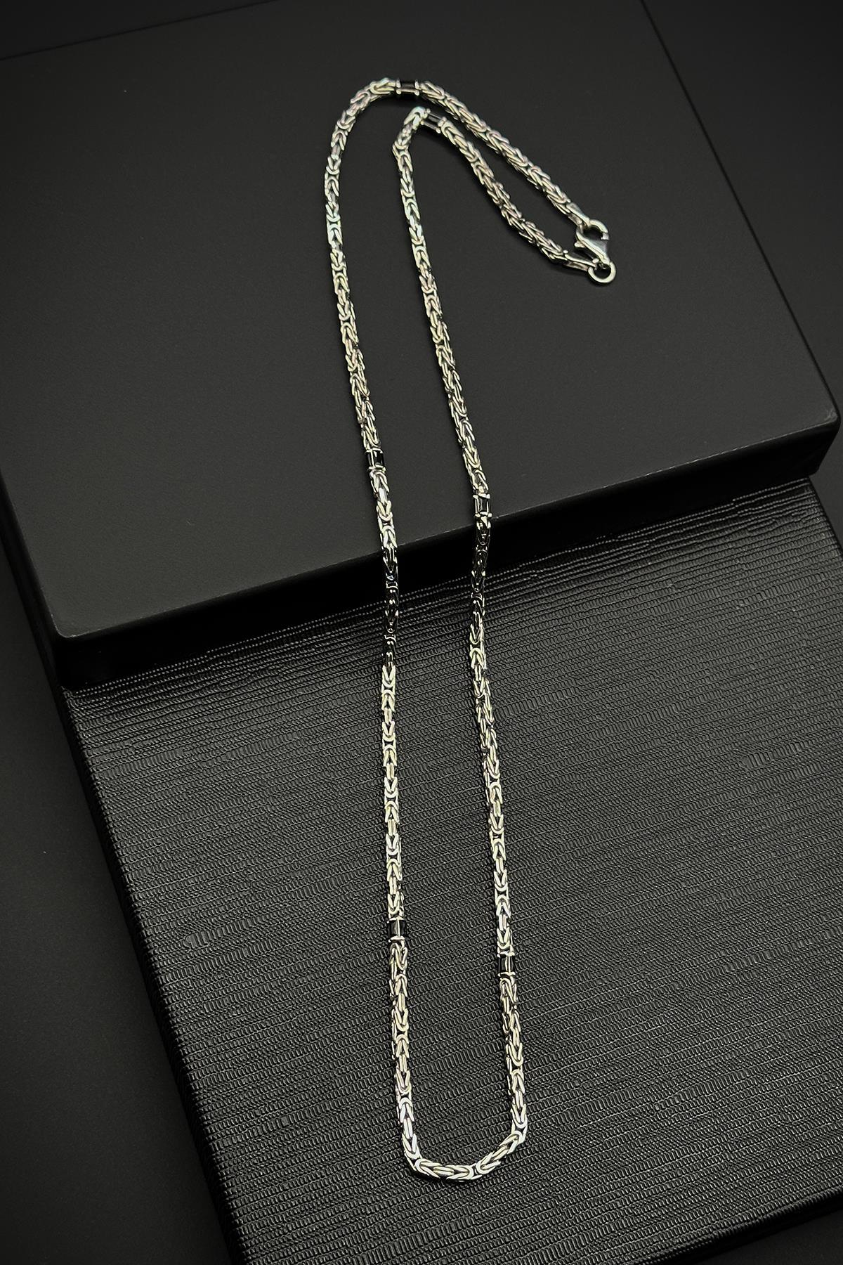 FRNCH 925 Ayar Gümüş İtalyan Model Siyah Zirkon Taşlı Gümüş Renk Erkek Kolye FRJ30800-900-B2