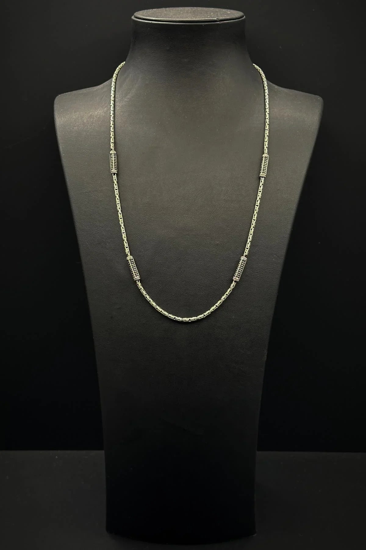 FRNCH 925 Ayar Gümüş İtalyan Model Siyah Zirkon Taşlı Gümüş Renk Erkek Kolye FRJ30770-870-S