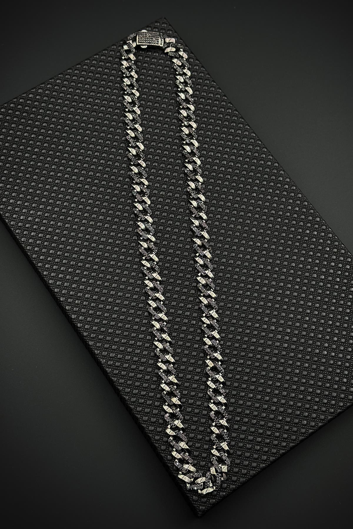 FRNCH 925 Ayar Gümüş İtalyan Model Siyah Zirkon Taşlı Siyah Renk Erkek Kolye FRJ30930-1030-S