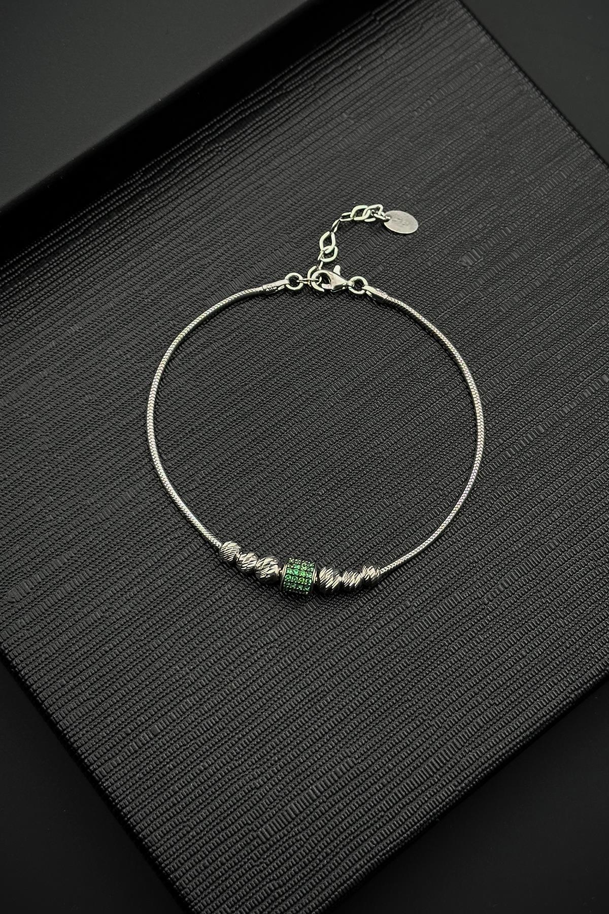 FRNCH 925 Ayar Gümüş İtalyan Model Yeşil Zirkon Taşlı Gümüş Renk Erkek Bileklik FRJ12523-3523-Y