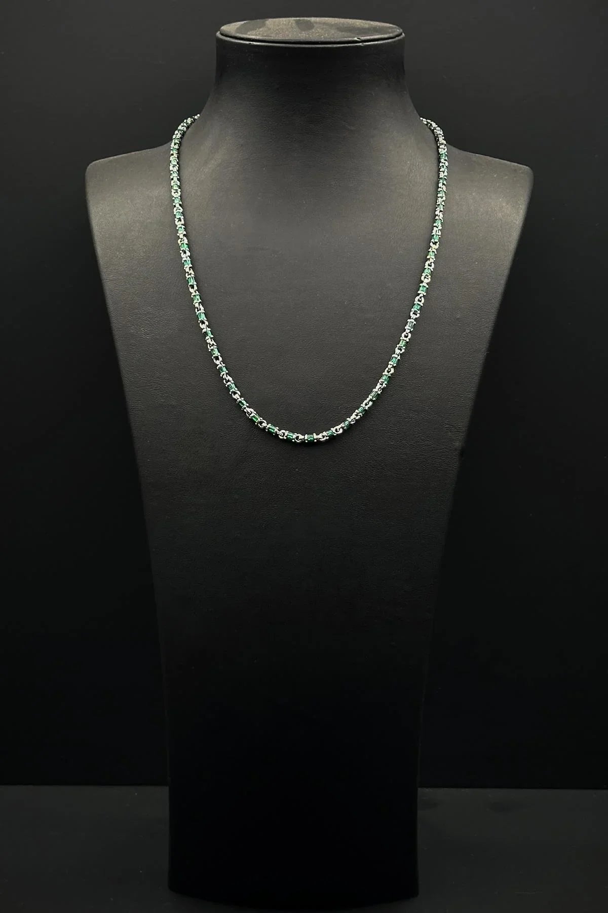 FRNCH 925 Ayar Gümüş İtalyan Model Yeşil Zirkon Taşlı Gümüş Renk Erkek Kolye FRJ30935-1035-Y