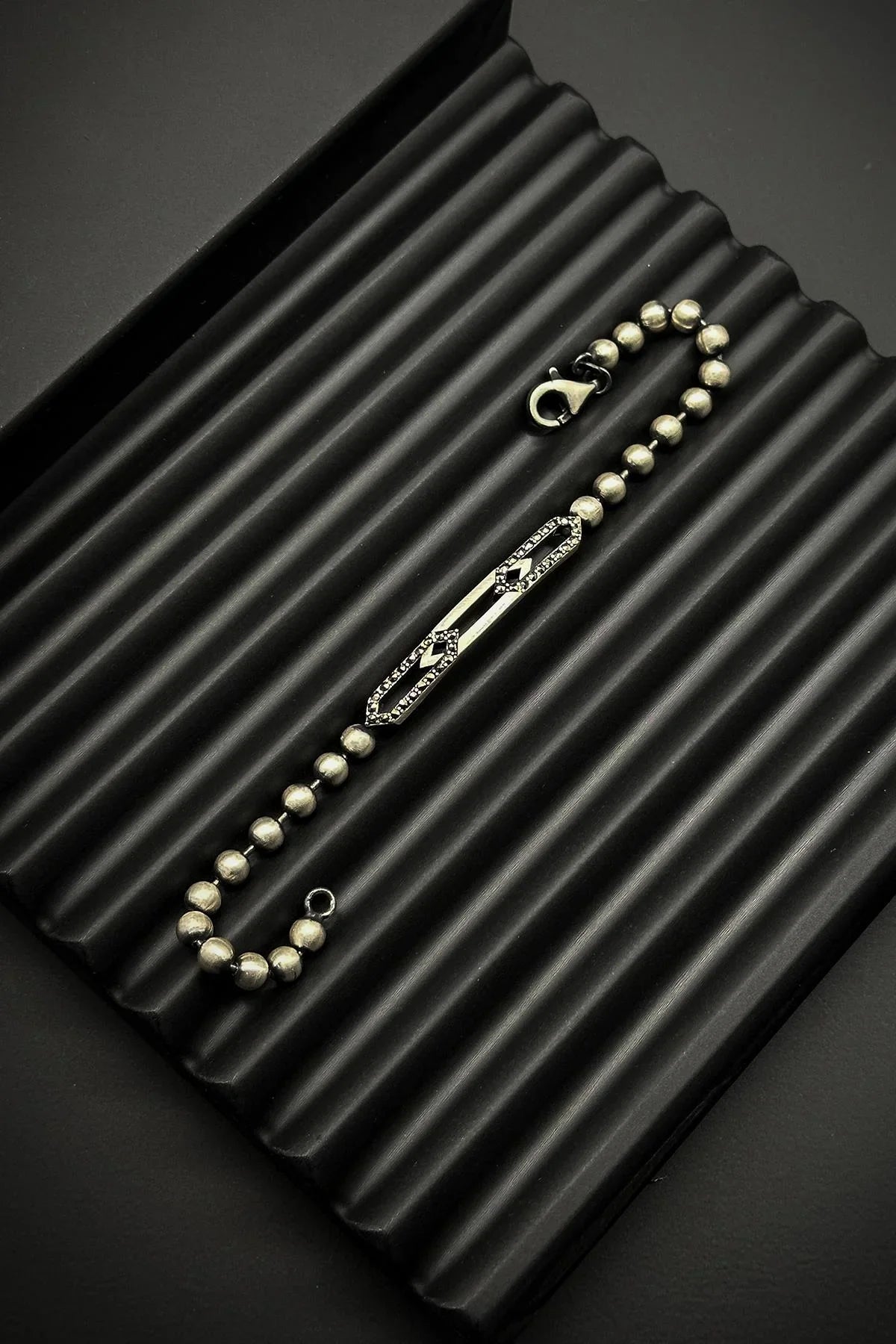 FRNCH 925 Ayar Gümüş İtalyan Model Zirkon Taşlı Gümüş Renk Erkek Bileklik FRJ12163-3163-A