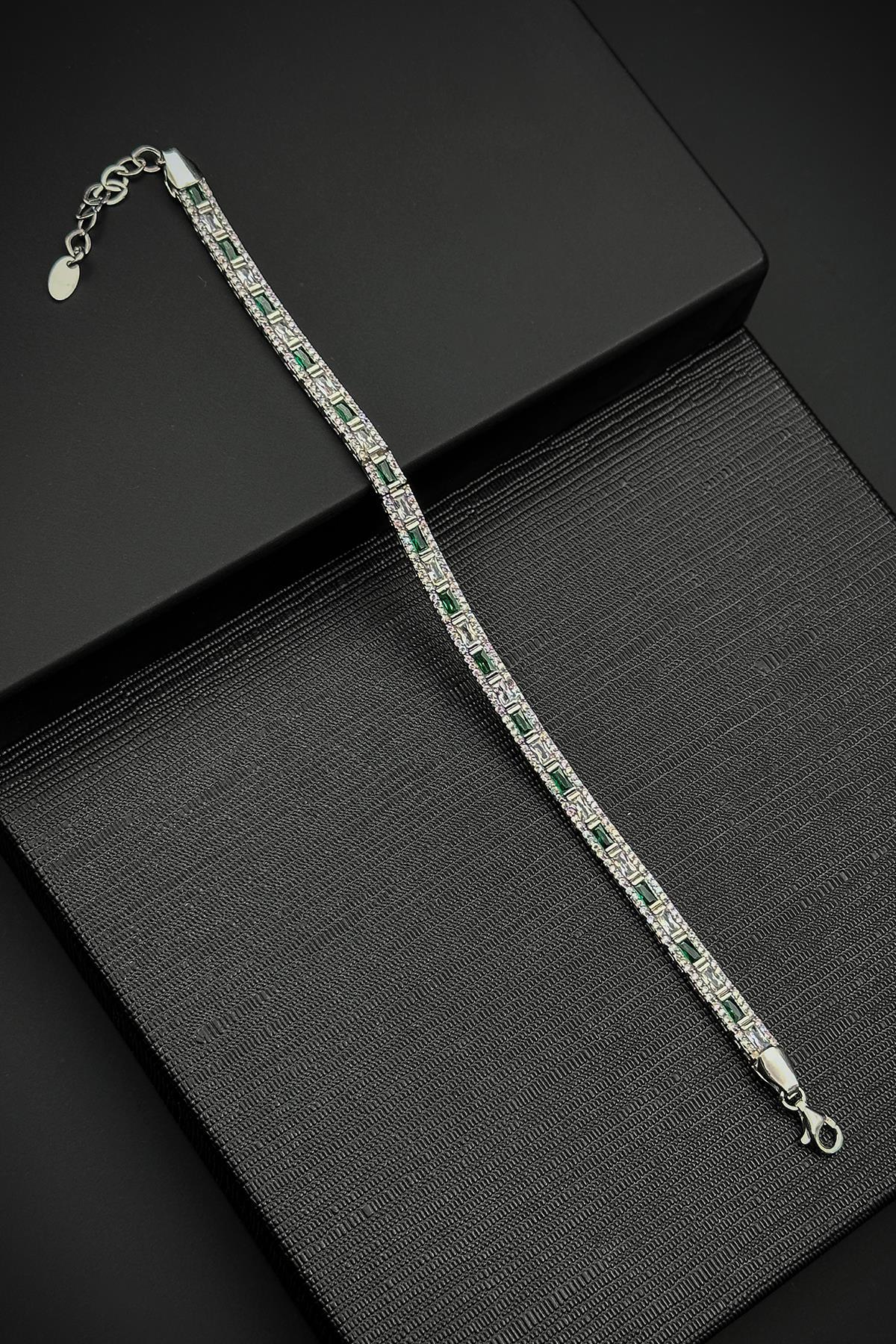 FRNCH 925 Ayar Gümüş İtalyan Model Zirkon Taşlı Yeşil-Beyaz Renk Erkek Bileklik FRJ12181-3181-YA2