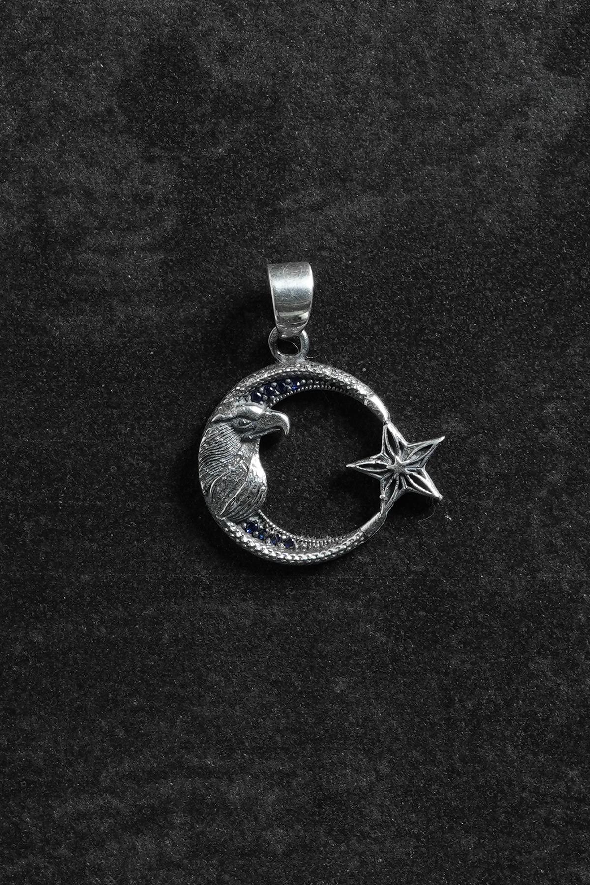 FRNCH 925 Ayar Gümüş Karga ve Türk Bayrağı Figürlü Gümüş Renk Erkek Kolye Ucu FRKU-1130