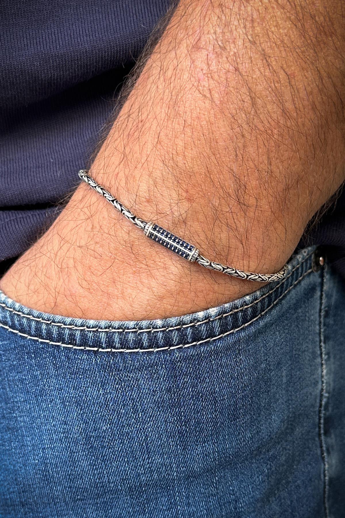 FRNCH 925 Ayar Gümüş Kral Model Lacivert Zirkon Taşlı Gümüş Renk Erkek Bileklik FRJ12252-3252-L