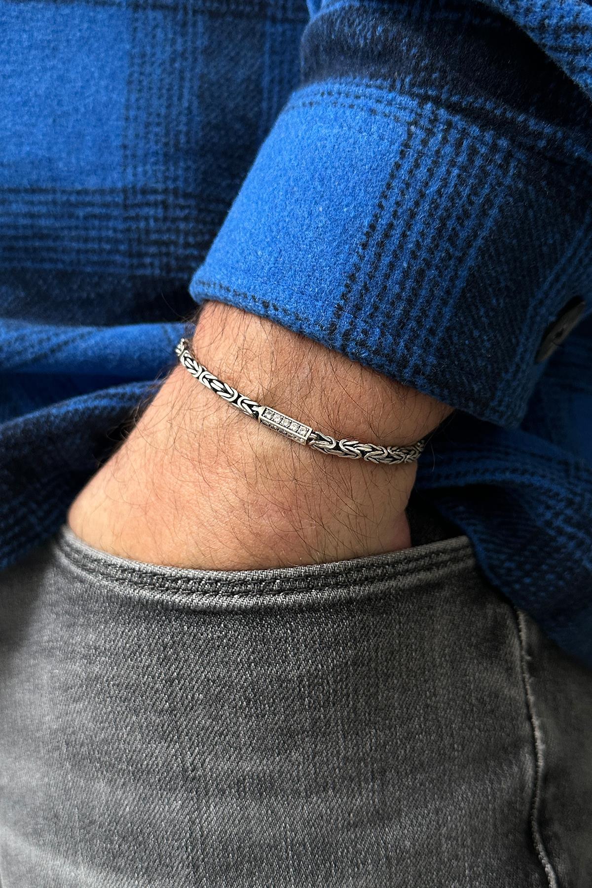 FRNCH 925 Ayar Gümüş Kral Model Zirkon Taşlı Gümüş Renk Erkek Bileklik FRJ12033-3033-A