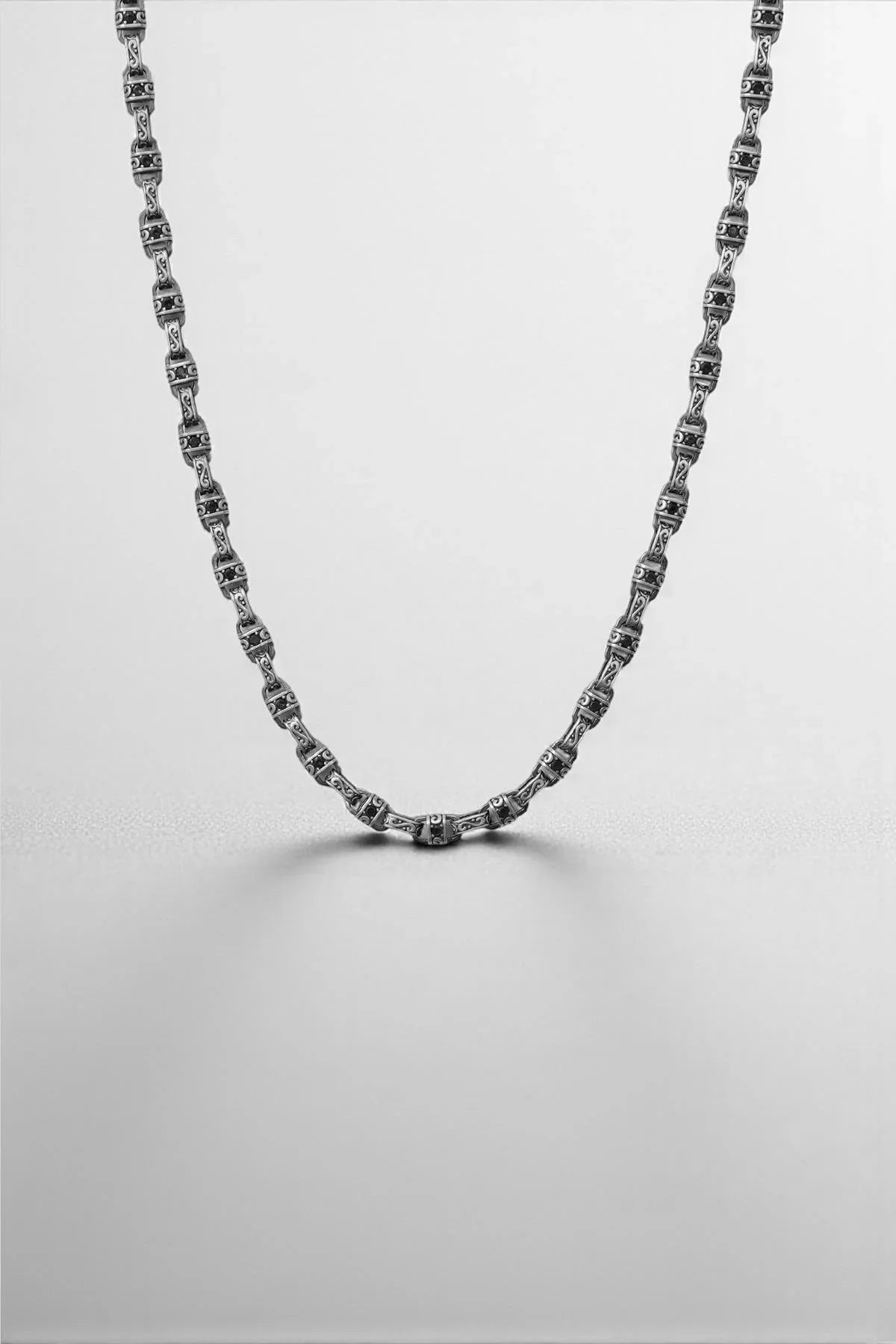 FRNCH 925 Ayar Gümüş Lacivert Zirkon Taşlı Gümüş Renk Erkek Kolye FRJ30900-1000-L