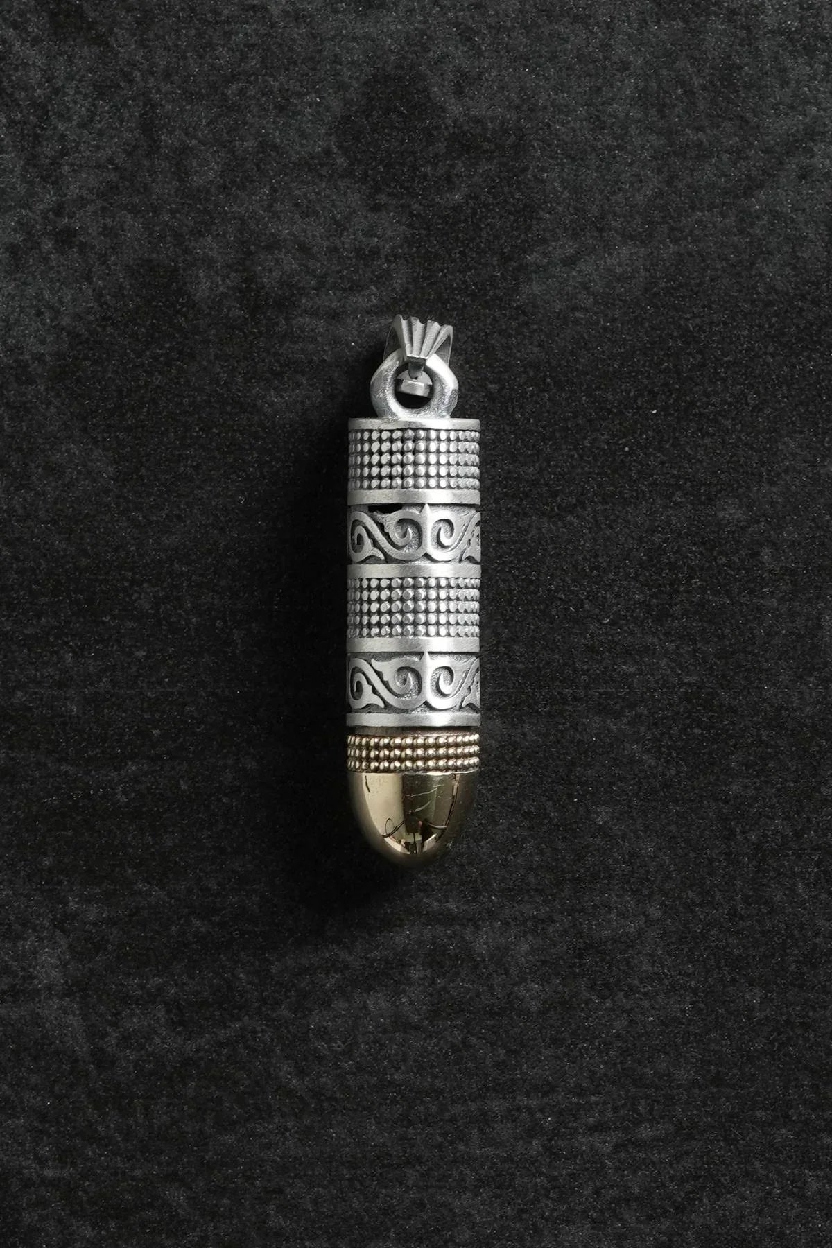 FRNCH 925 Ayar Gümüş Mermi Figürlü Gümüş Renk Erkek Kolye Ucu FRKU-1134