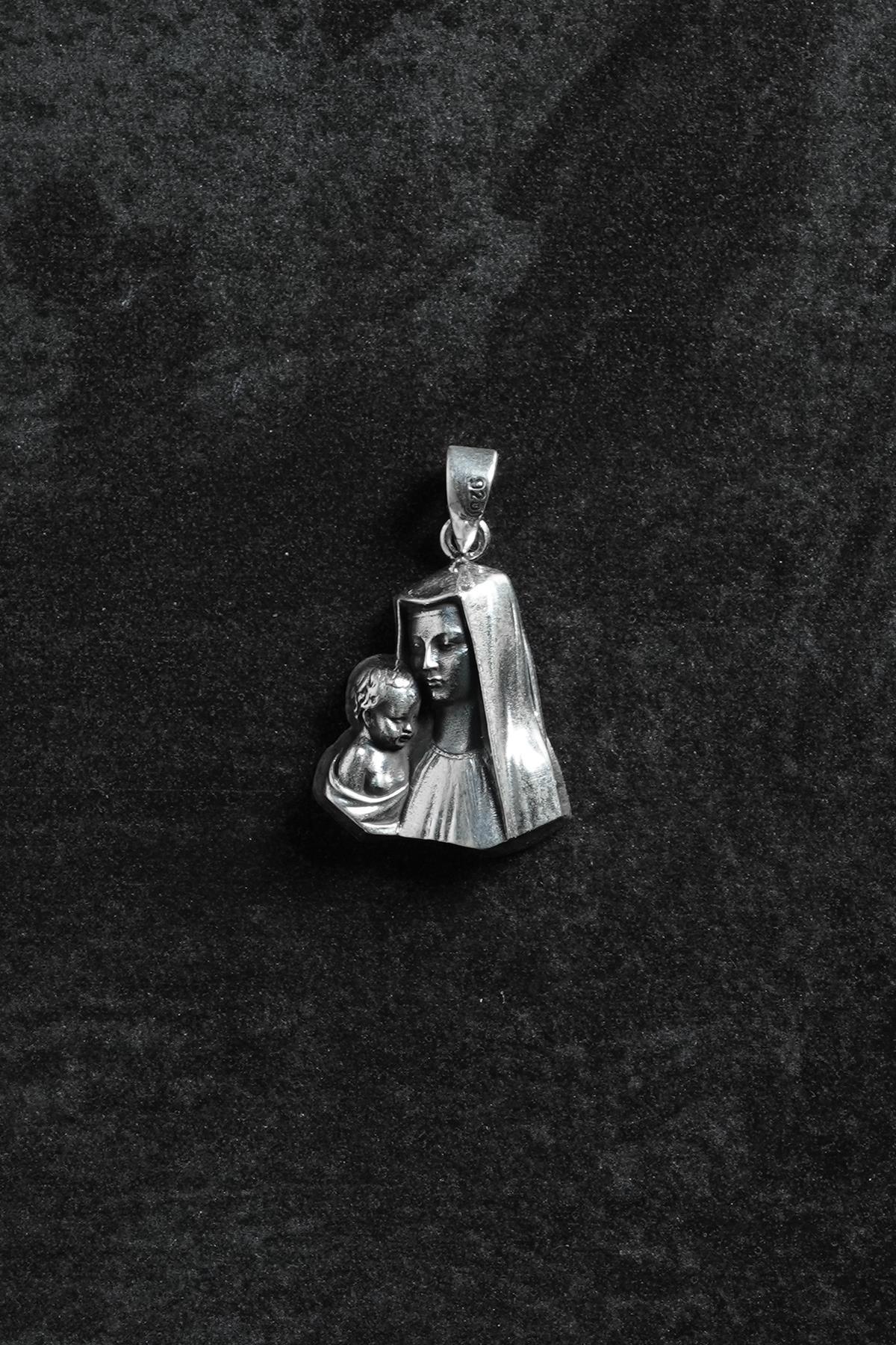 FRNCH 925 Ayar Gümüş Meryem Ana ve Bebek İsa Figürlü Gümüş Renk Erkek Kolye Ucu FRKU-1011