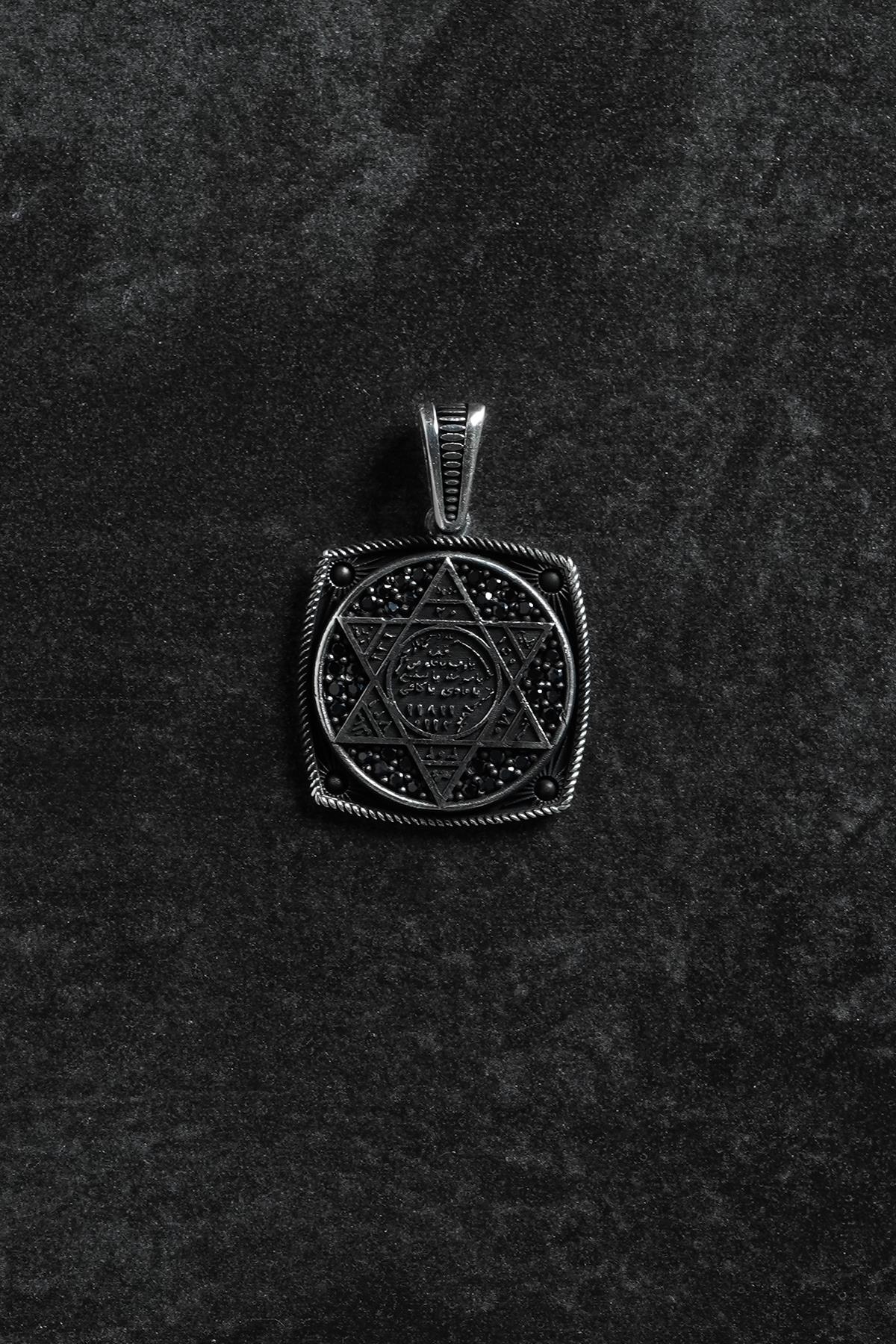 FRNCH 925 Ayar Gümüş Mührü Süleyman Figürlü Gümüş Renk Erkek Kolye Ucu FRKU-1009