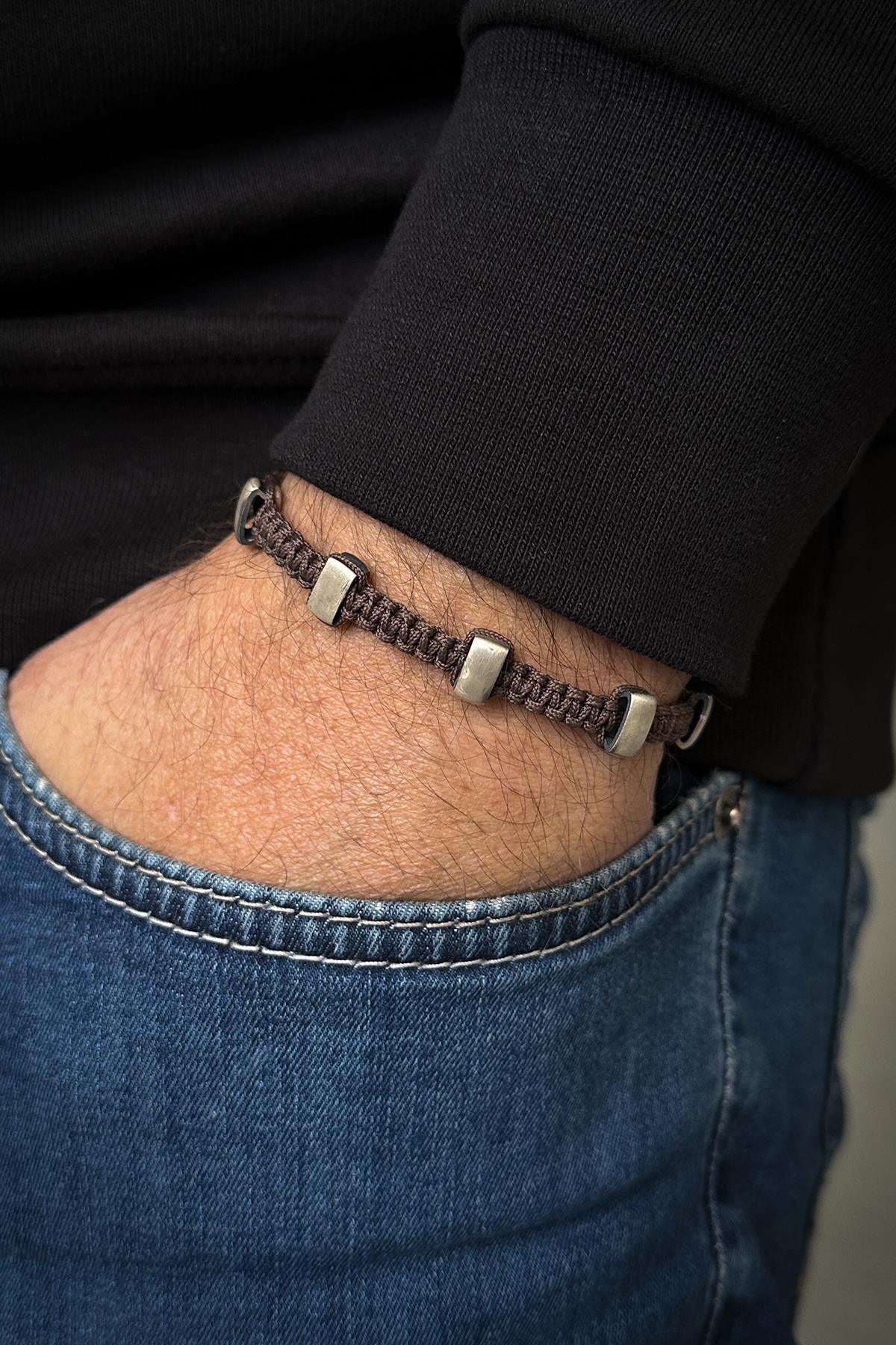 FRNCH 925 Ayar Gümüş Parçalı Kahverengi Makrome Erkek Bileklik FRJ11991-2091-K2