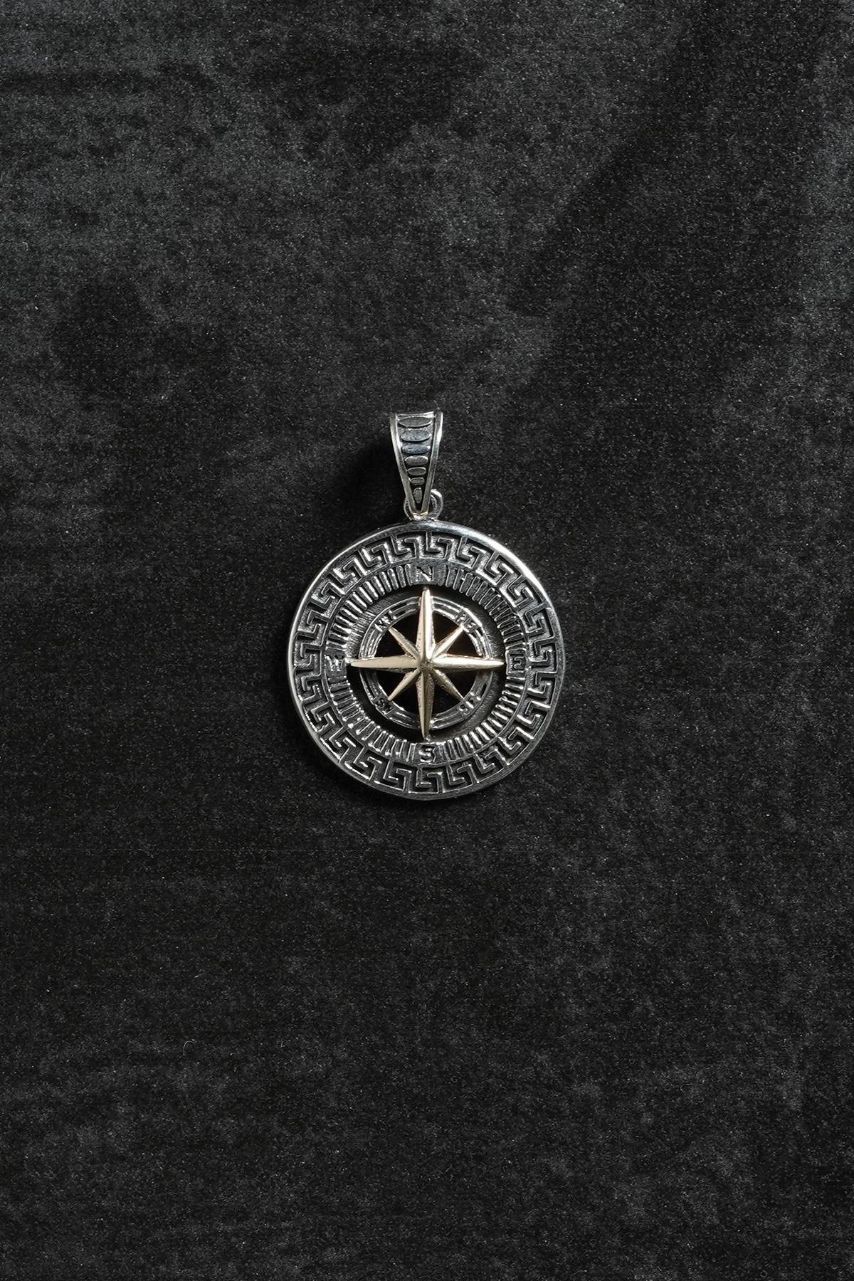 FRNCH 925 Ayar Gümüş Pusula Figürlü Gümüş Renk Erkek Kolye Ucu FRKU-1083