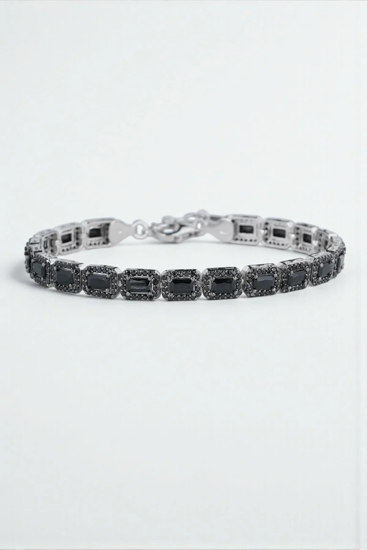 FRNCH 925 Ayar Gümüş Siyah Baget Zirkon Taşlı Gümüş Renk Erkek Bileklik FRJ12644-3644-S