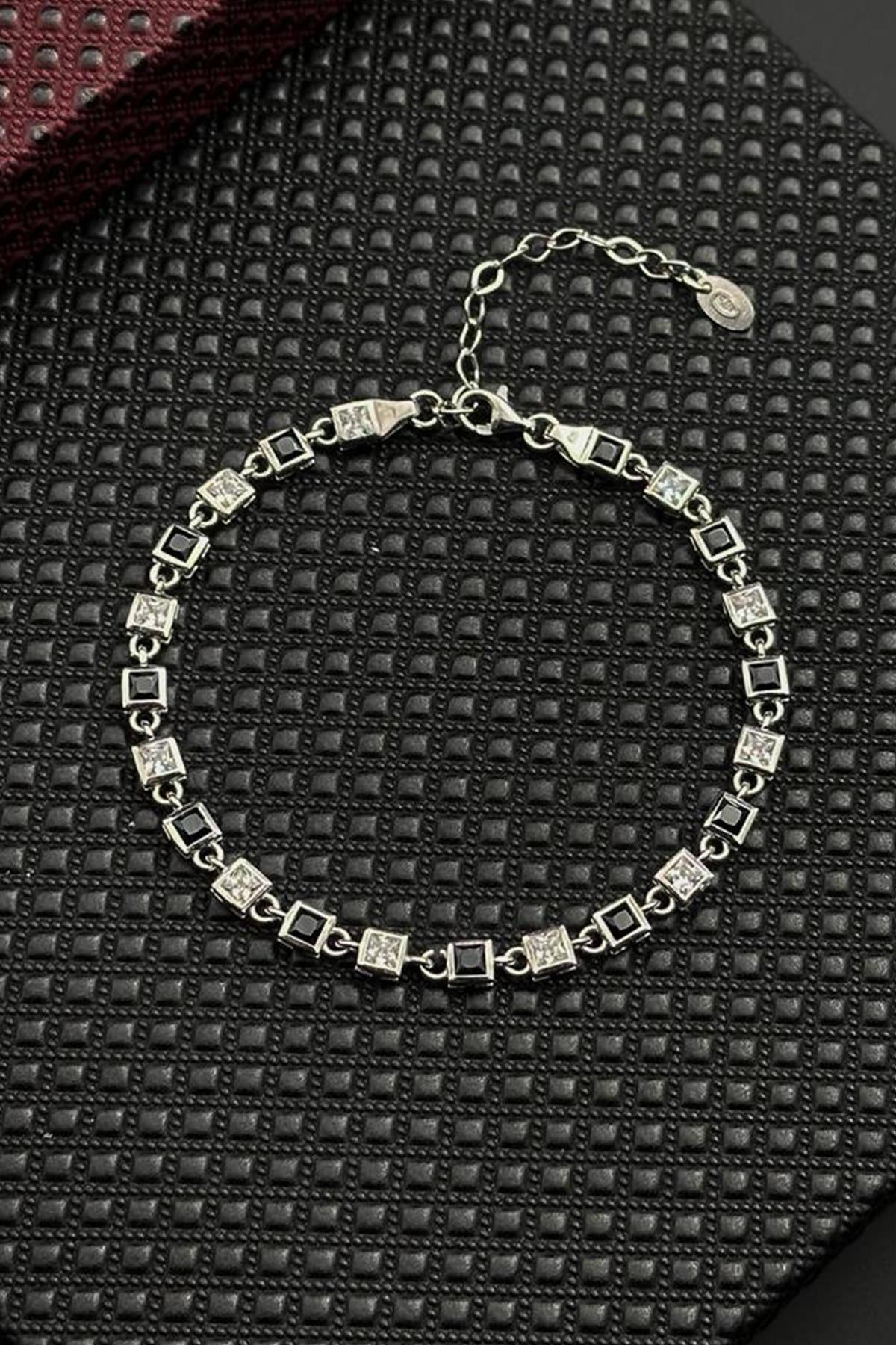 FRNCH 925 Ayar Gümüş Siyah-Beyaz Zirkon Taşlı Gümüş Renk Erkek Bileklik FRJ12717-3717-SB