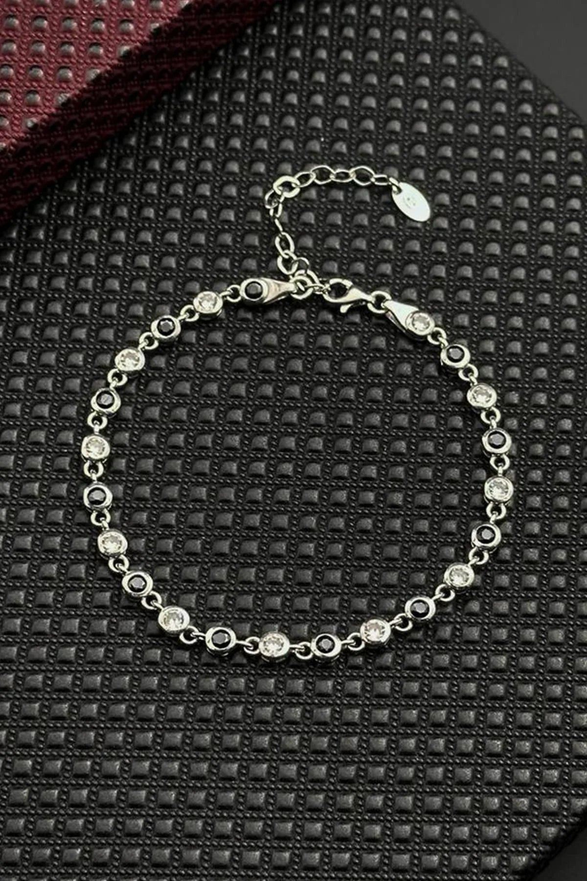 FRNCH 925 Ayar Gümüş Siyah-Beyaz Zirkon Taşlı Gümüş Renk Erkek Bileklik FRJ12720-3720-SB