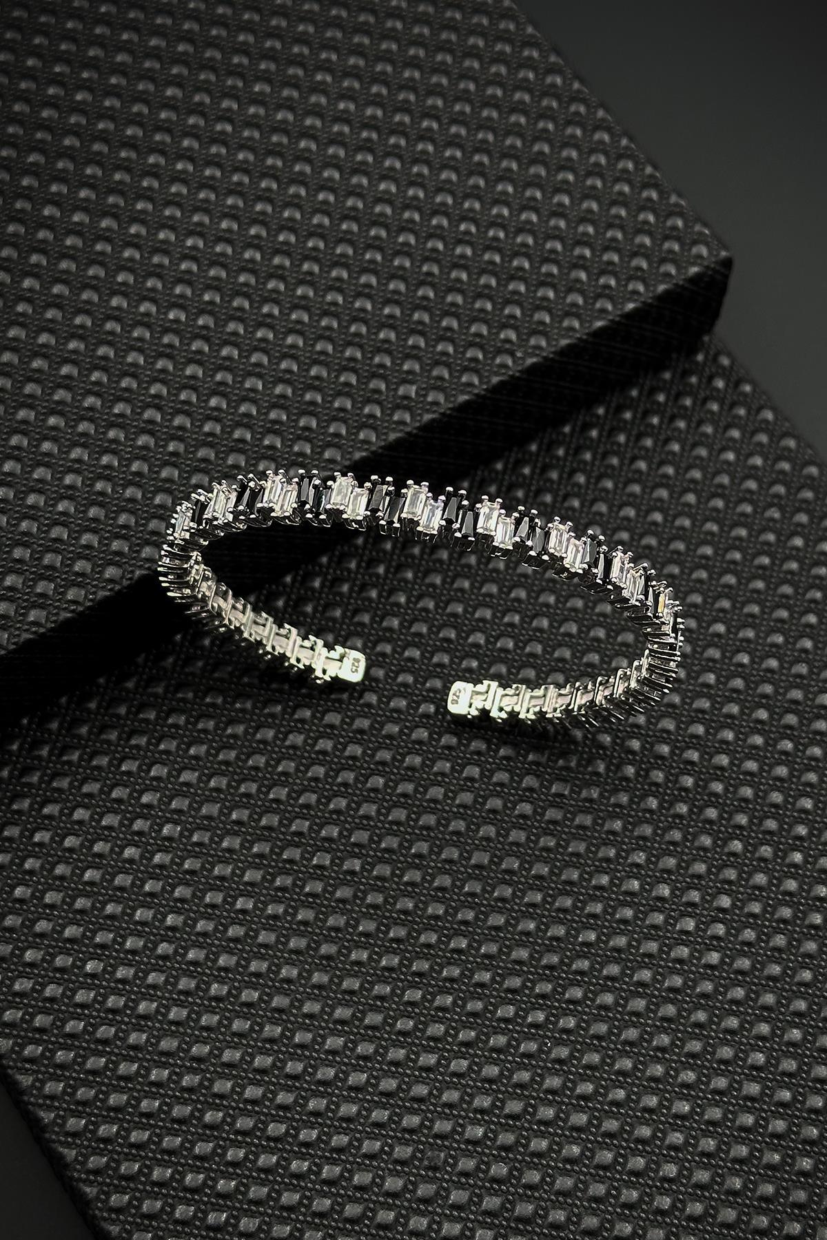 FRNCH 925 Ayar Gümüş Siyah-Beyaz Zirkon Taşlı Gümüş Renkli Erkek Bileklik FRJ12625-3625-SB