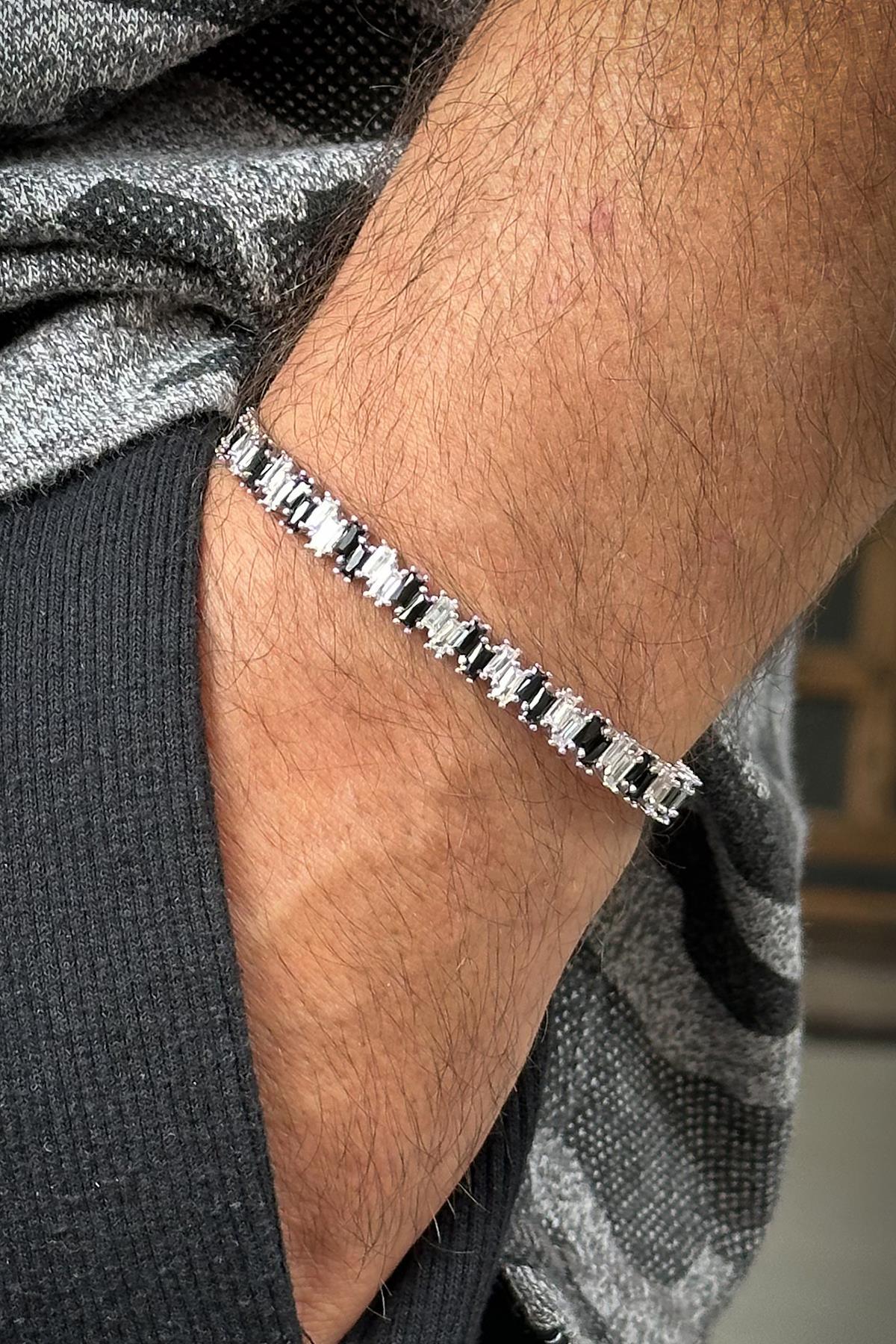 FRNCH 925 Ayar Gümüş Siyah-Beyaz Zirkon Taşlı Gümüş Renkli Erkek Bileklik FRJ12625-3625-SB