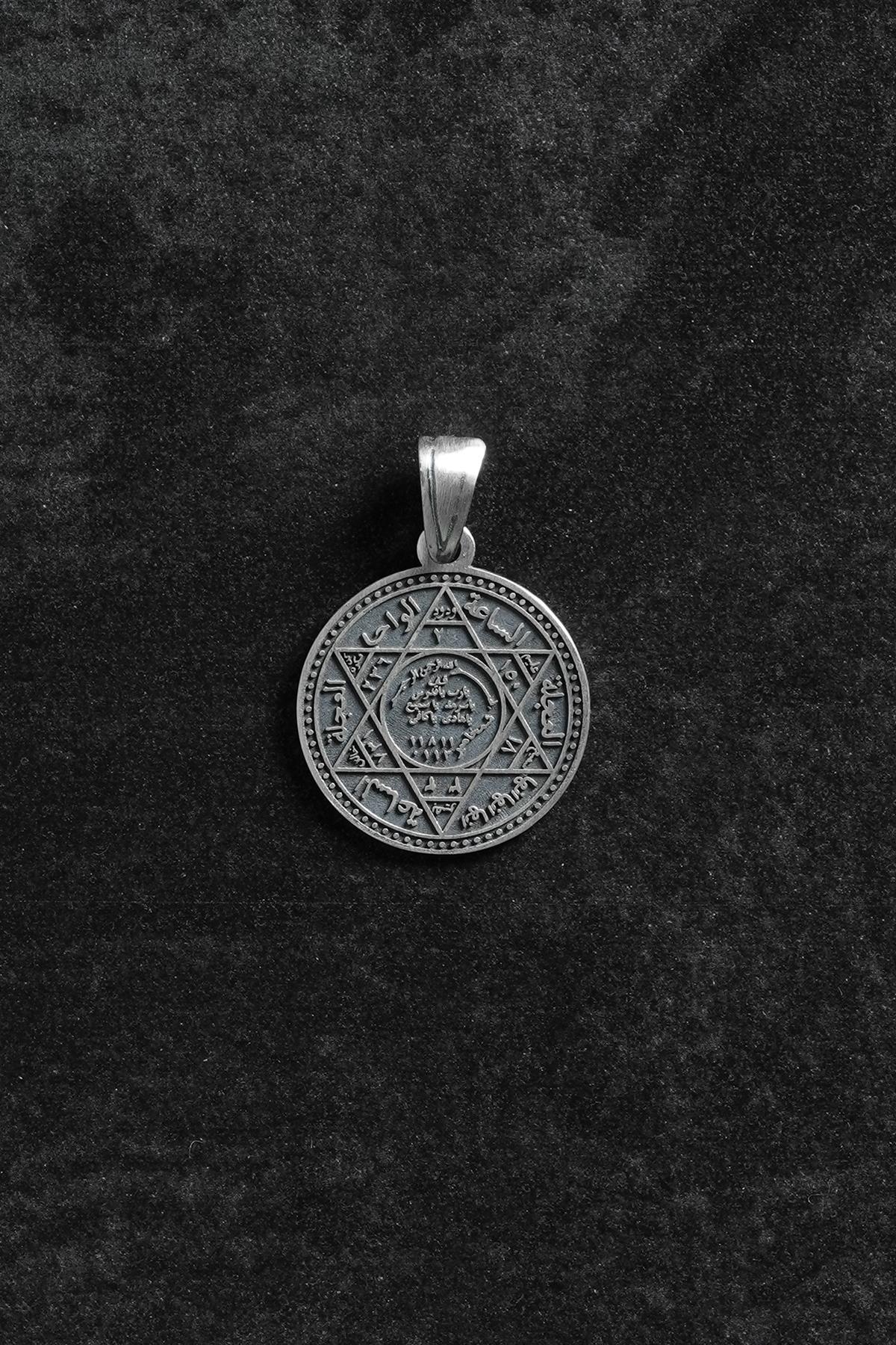 FRNCH 925 Ayar Gümüş Süleyman Mührü Figürlü Gümüş Renk Erkek Kolye Ucu FRKU-1082