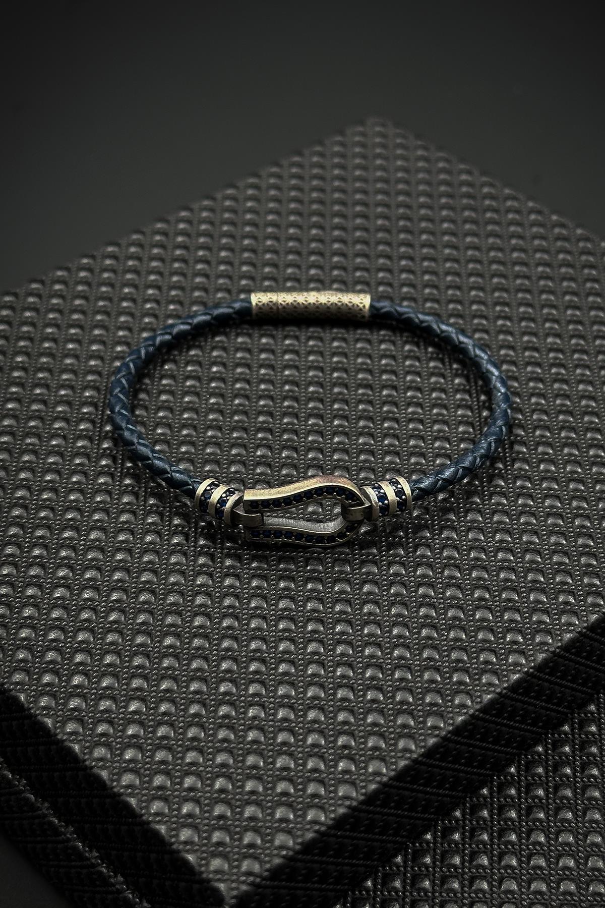 FRNCH 925 Ayar Gümüş ve Derili Zirkon Taşlı Lacivert Renk Erkek Bileklik FRJ12621-3621-L