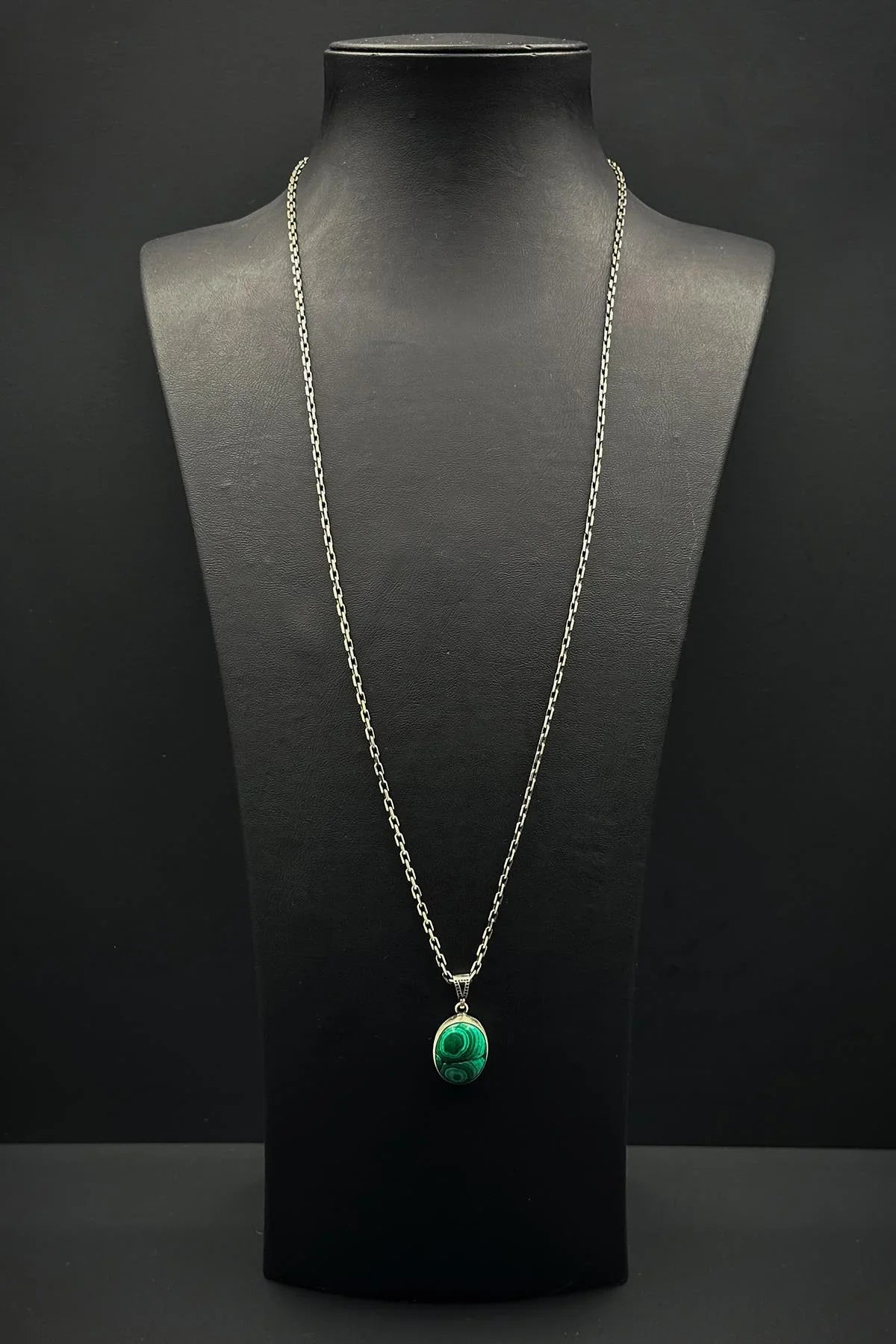 FRNCH 925 Ayar Gümüş ve Malahit Doğal Taşlı Yeşil Renk Erkek Kolye FRJ30918-1018-Y